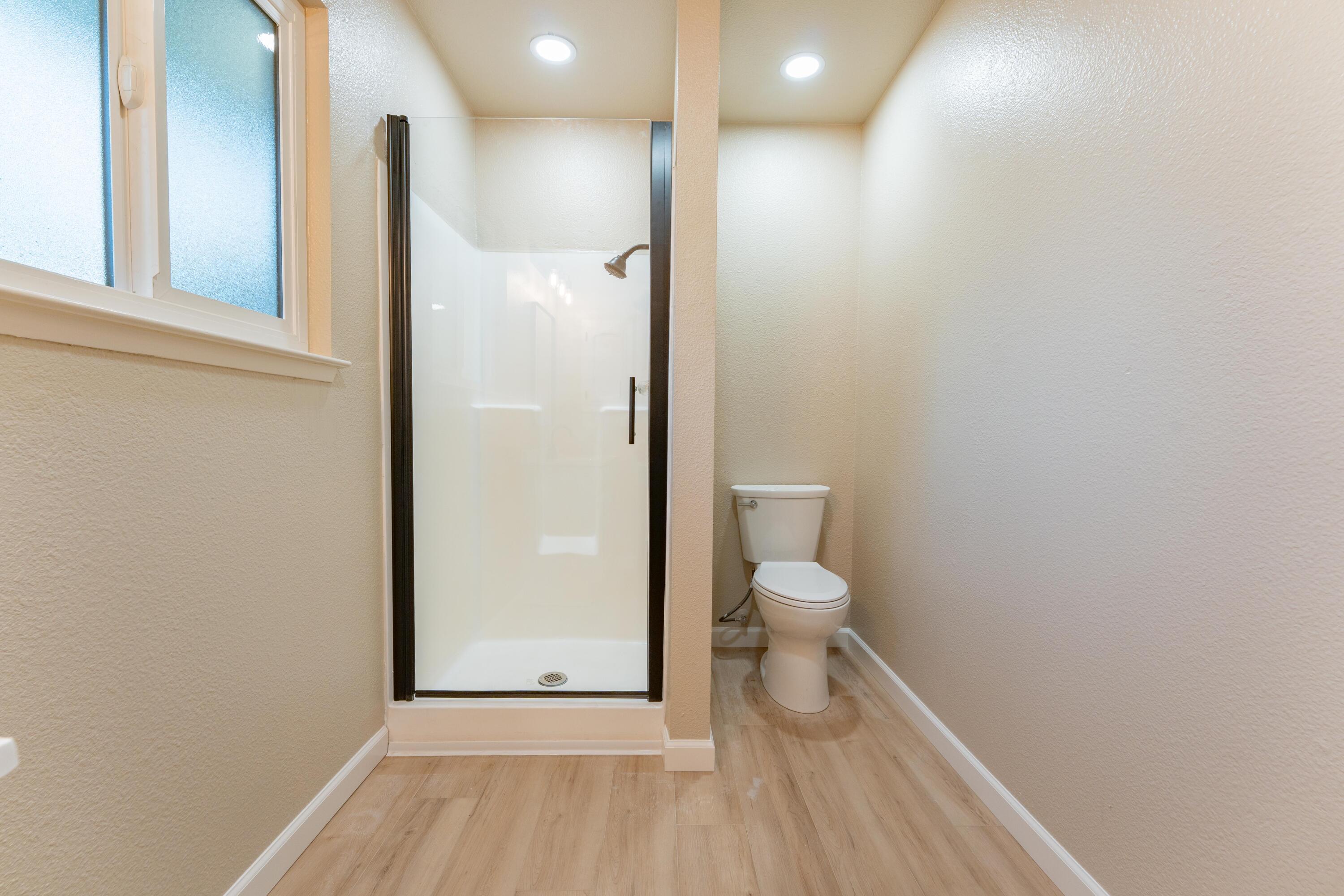 321 Olivewood Cir, Porterville, CA 93257