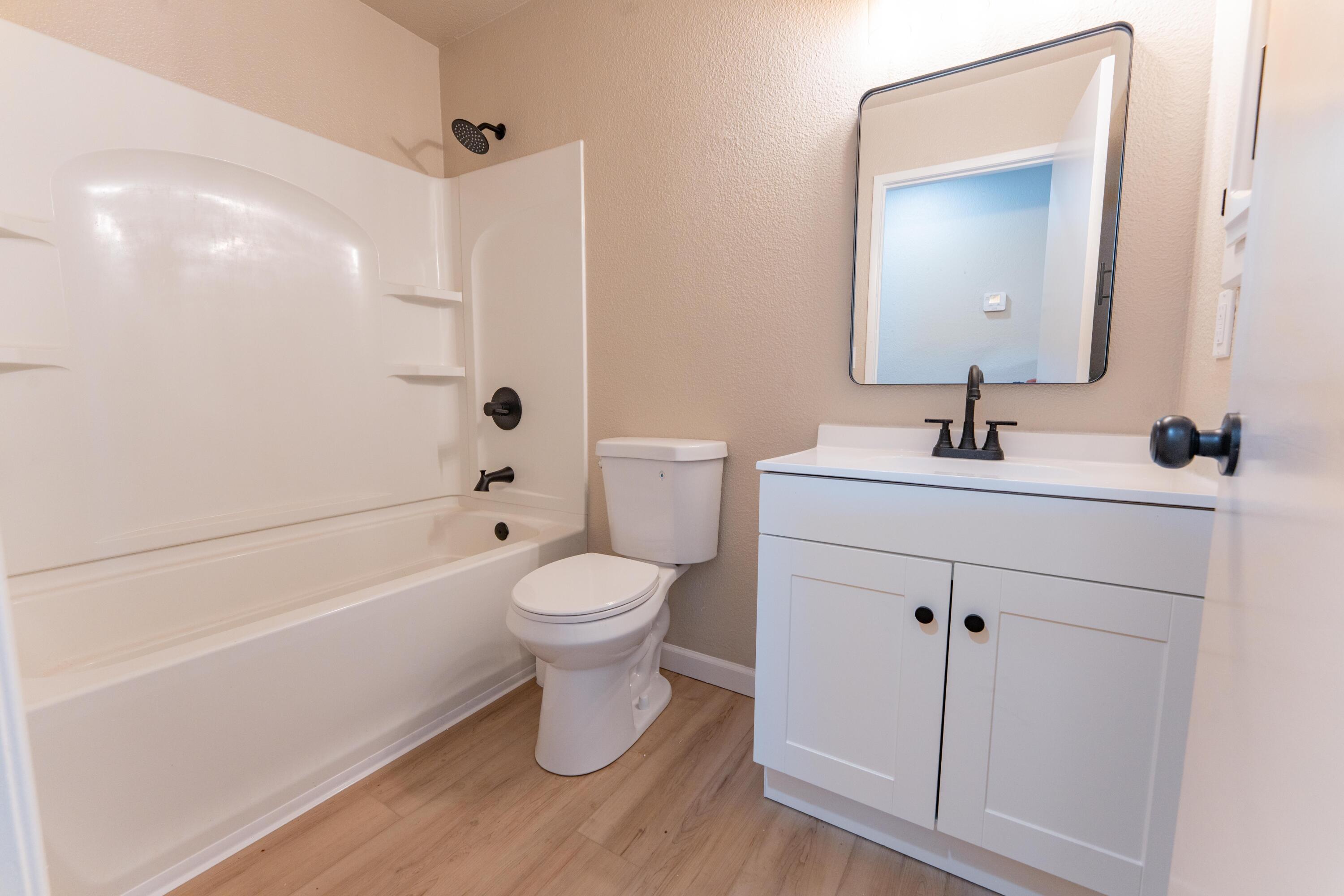 321 Olivewood Cir, Porterville, CA 93257