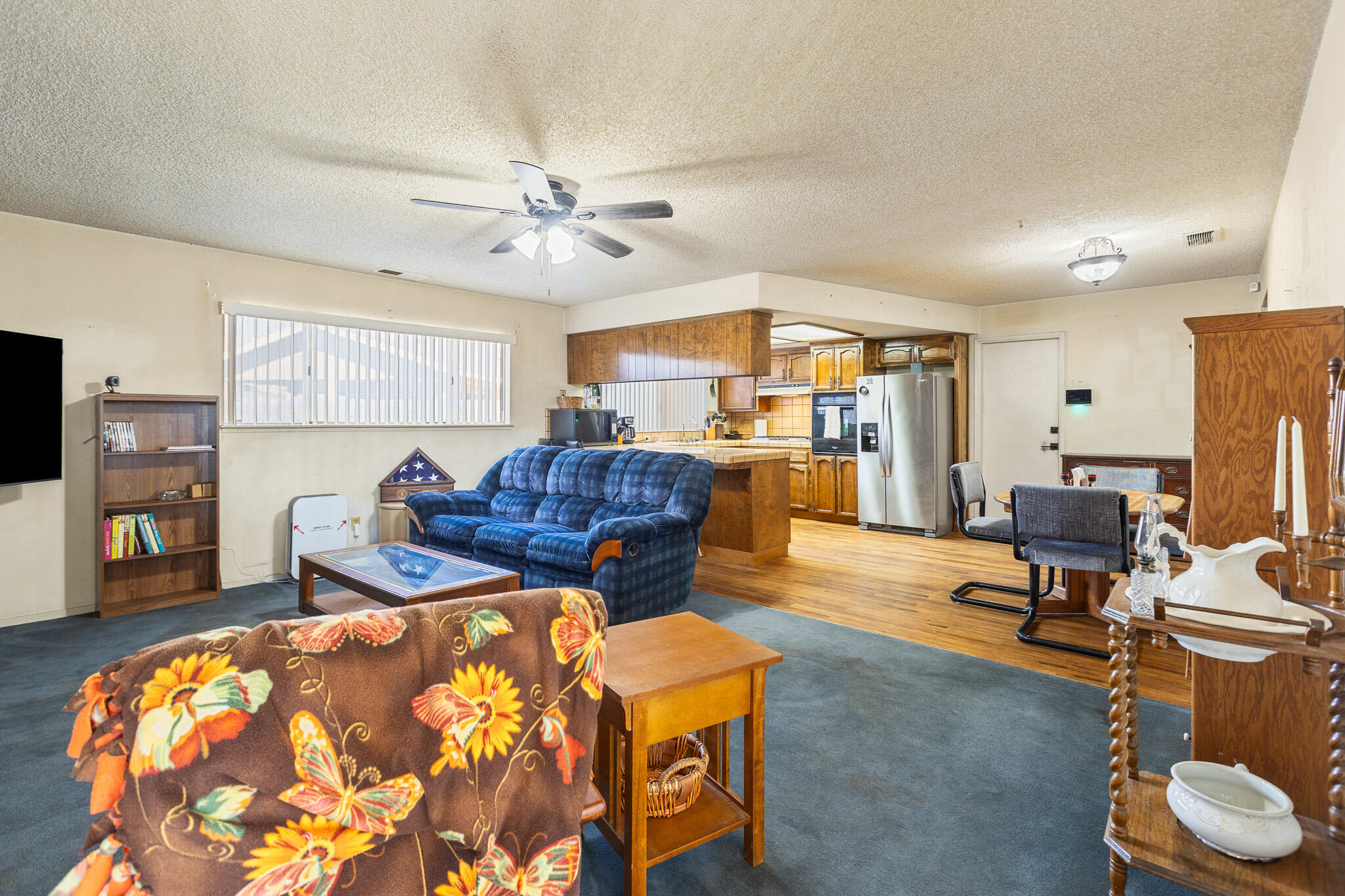 1660 W Gerry Ct, Porterville, CA 93257