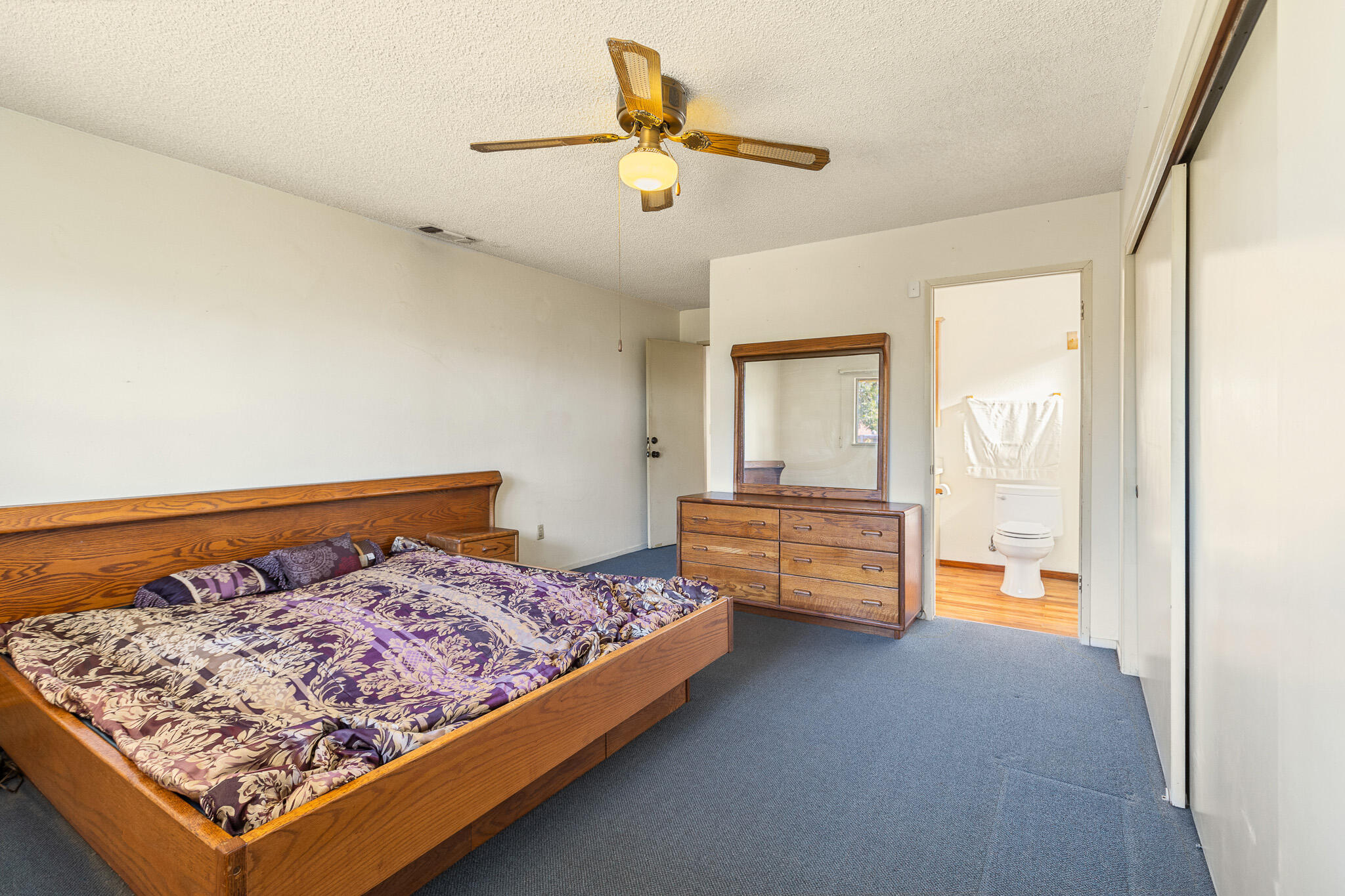 1660 W Gerry Ct, Porterville, CA 93257