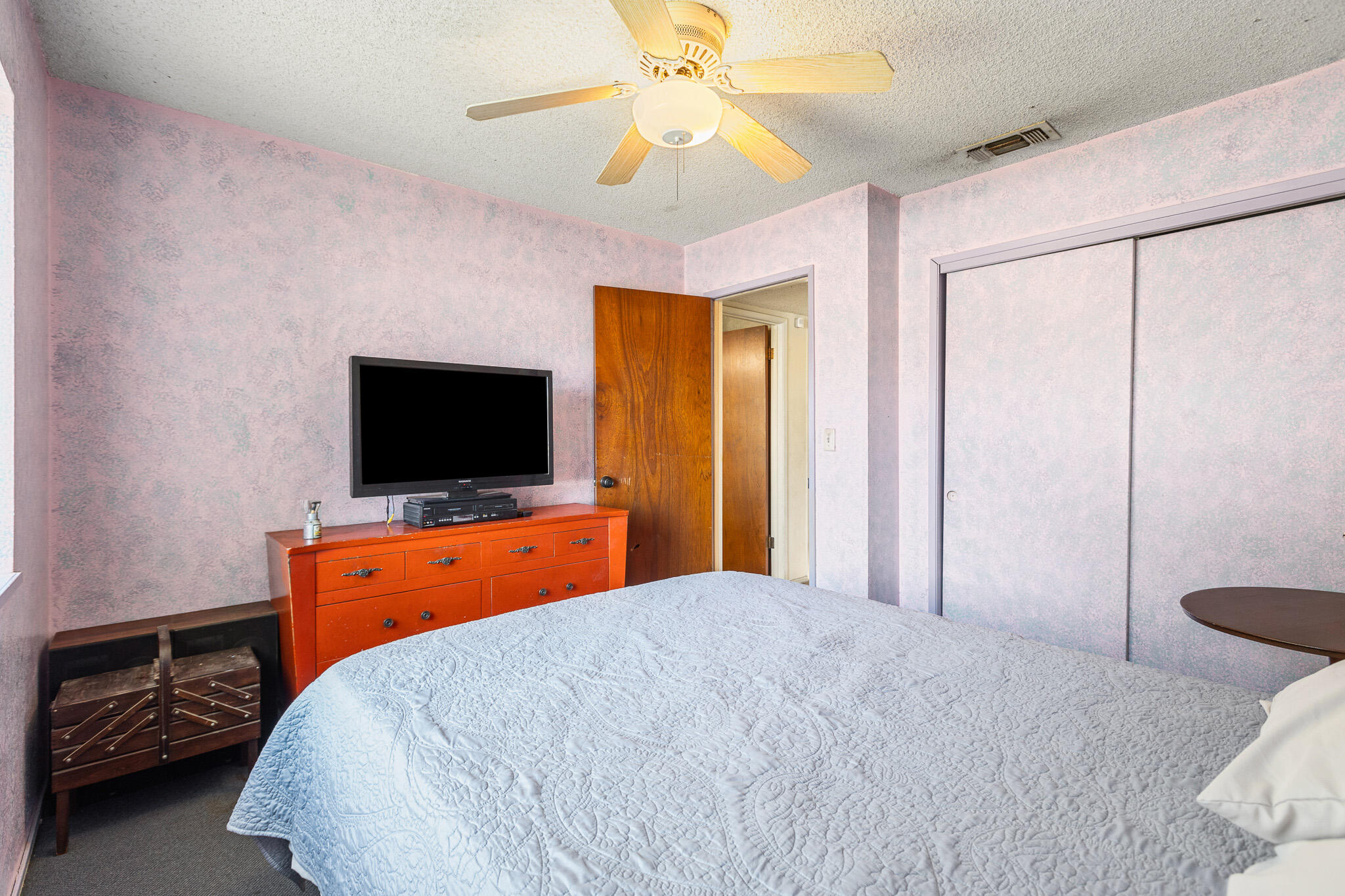 1660 W Gerry Ct, Porterville, CA 93257