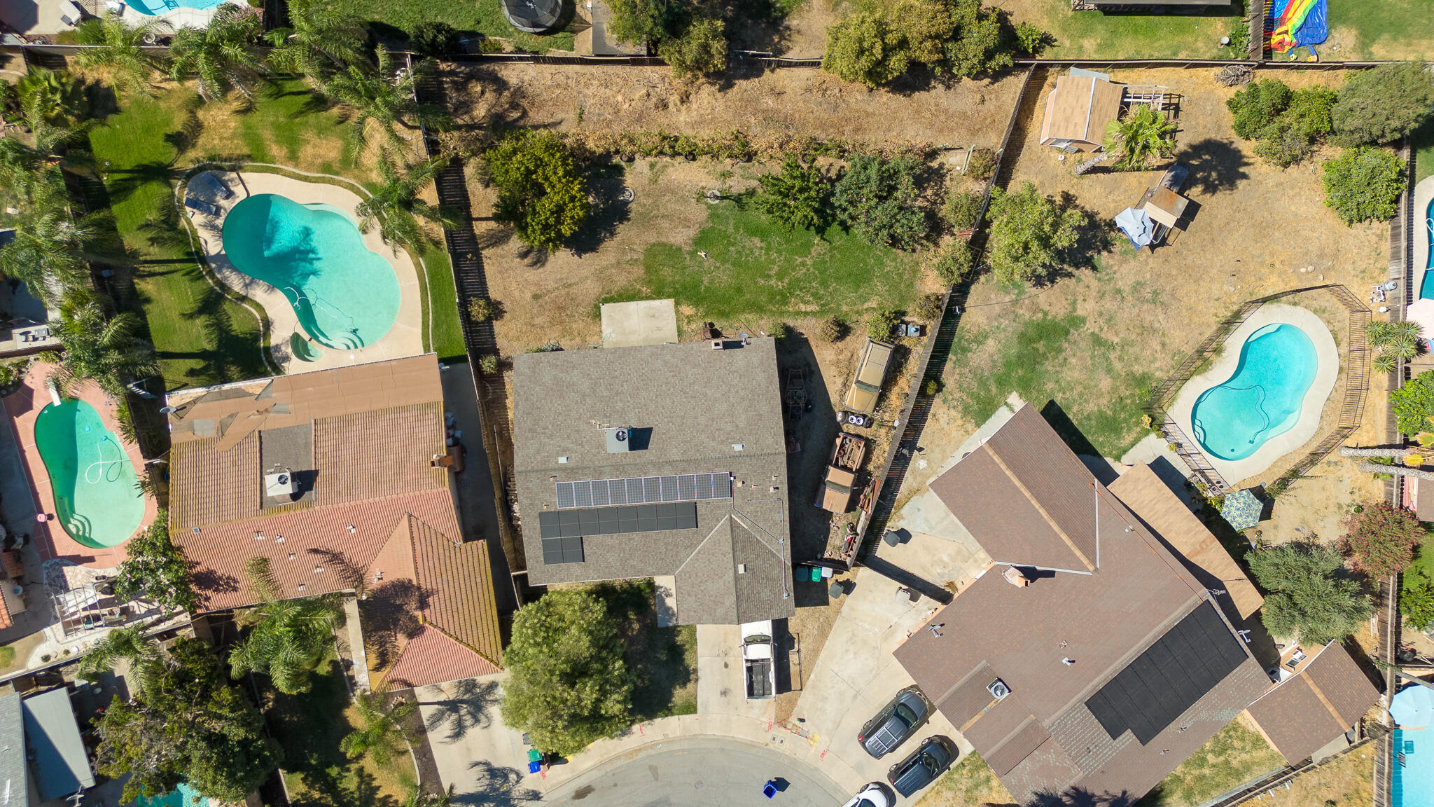 1660 W Gerry Ct, Porterville, CA 93257