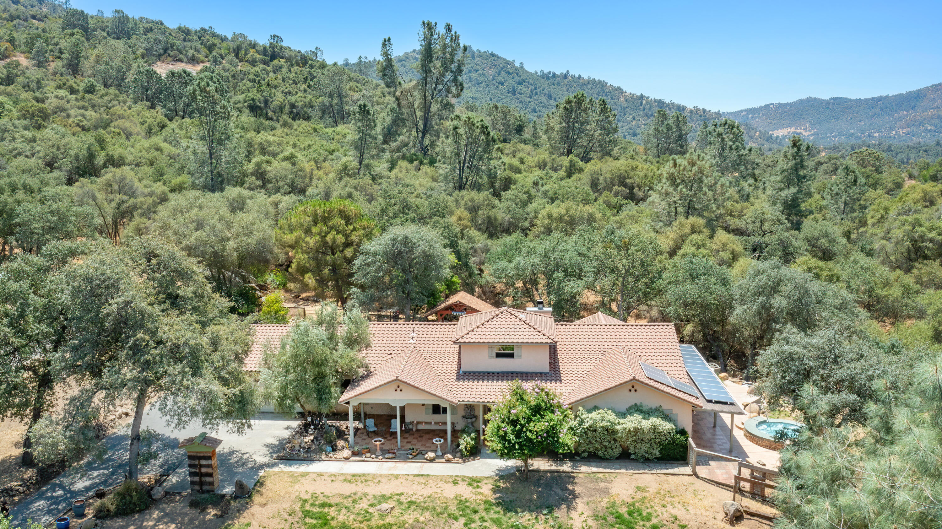 29412 Gibbs Ranch Rd, Tollhouse, CA 93667