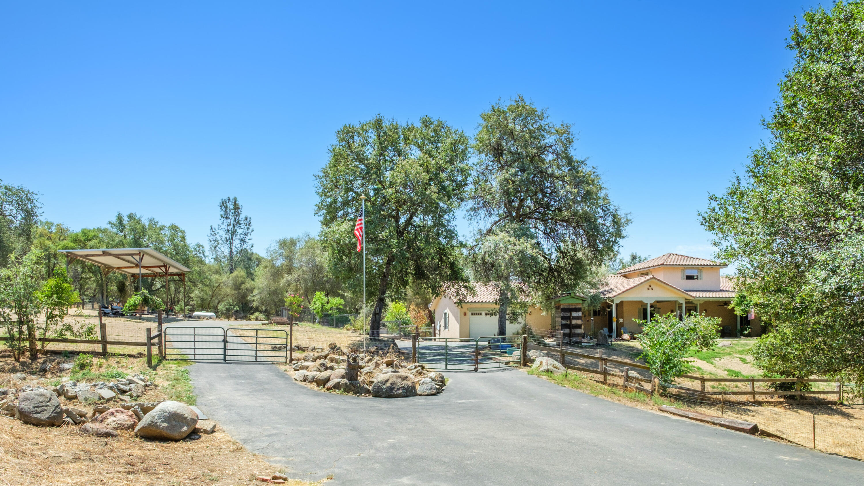29412 Gibbs Ranch Rd, Tollhouse, CA 93667