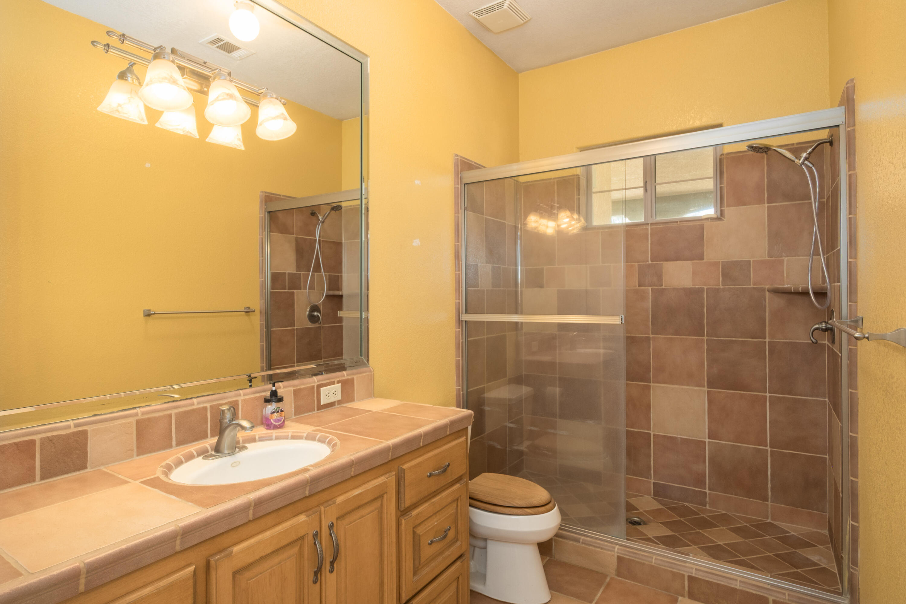 29412 Gibbs Ranch Rd, Tollhouse, CA 93667