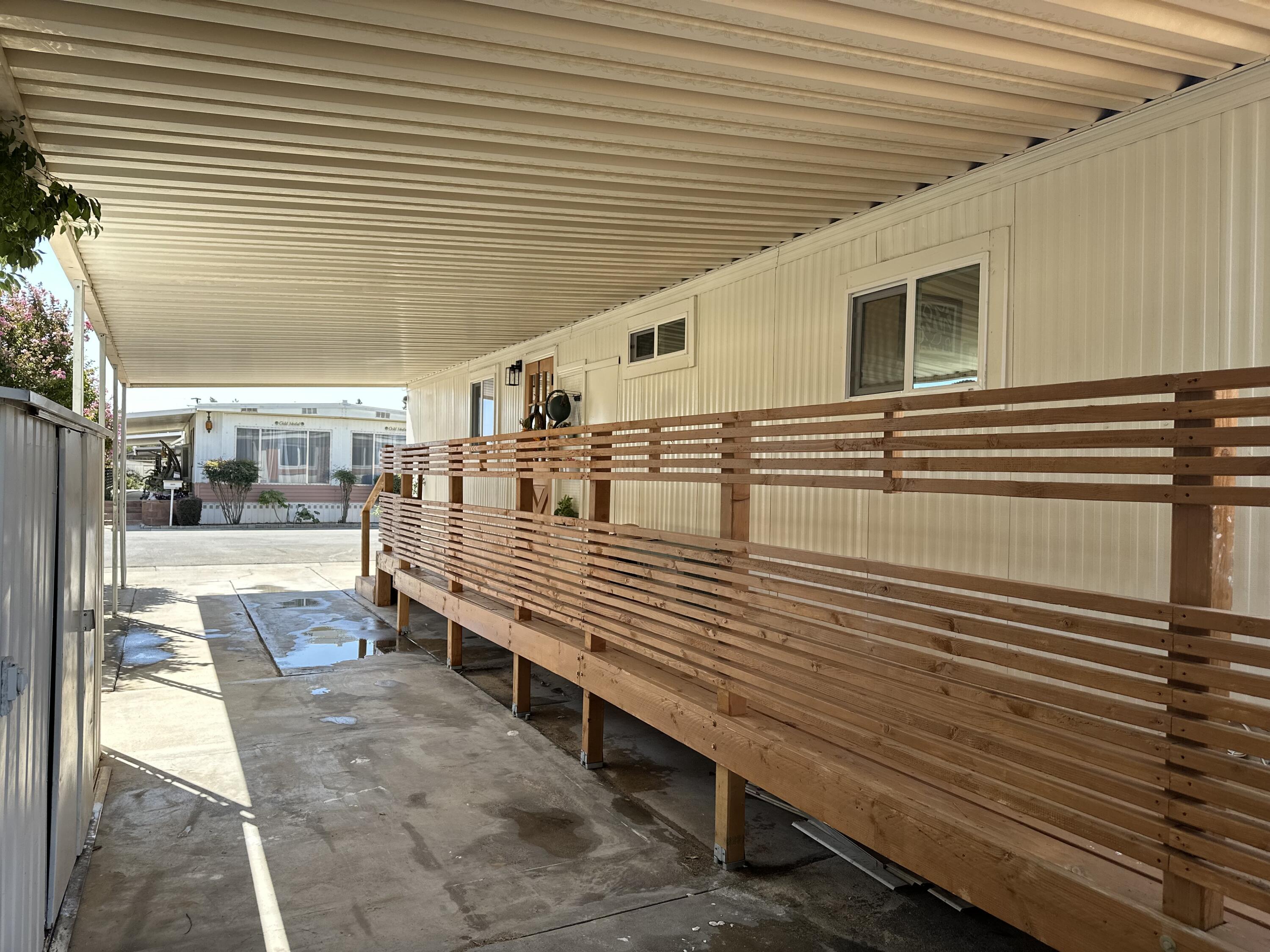 225 N Akers St #308, Visalia, CA 93291