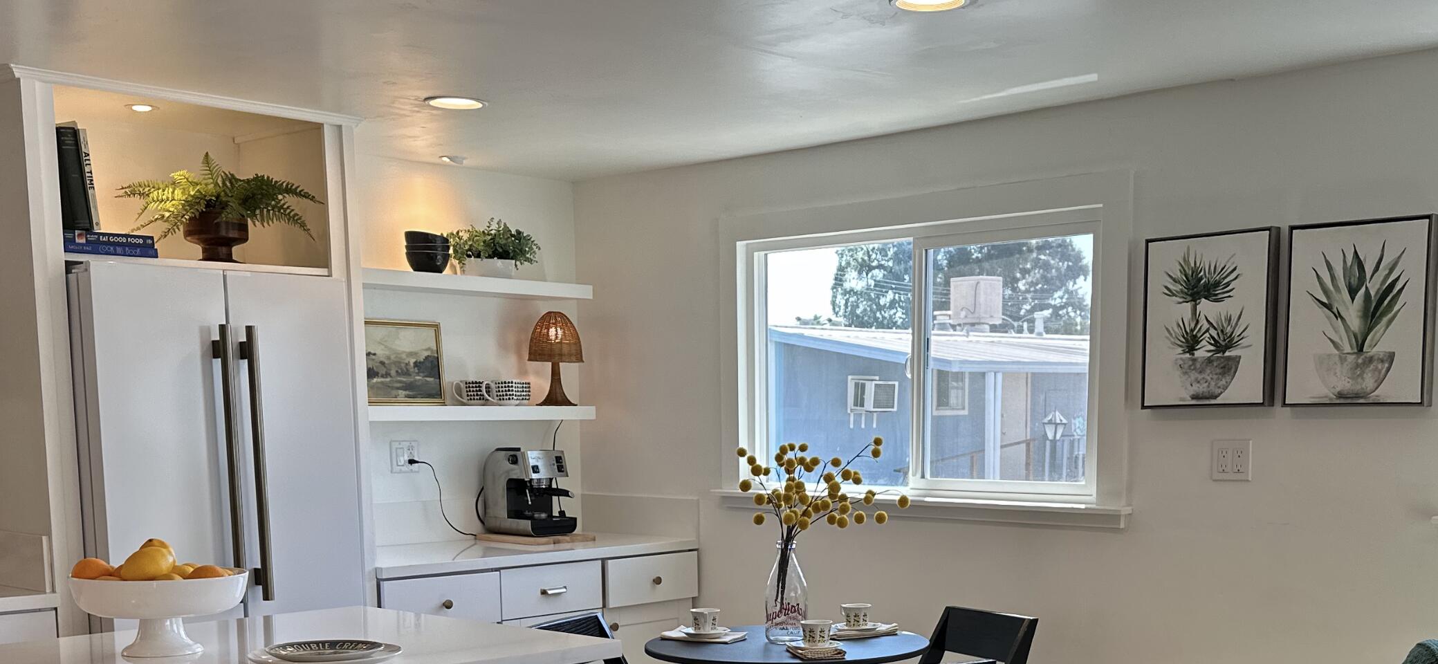 225 N Akers St #308, Visalia, CA 93291
