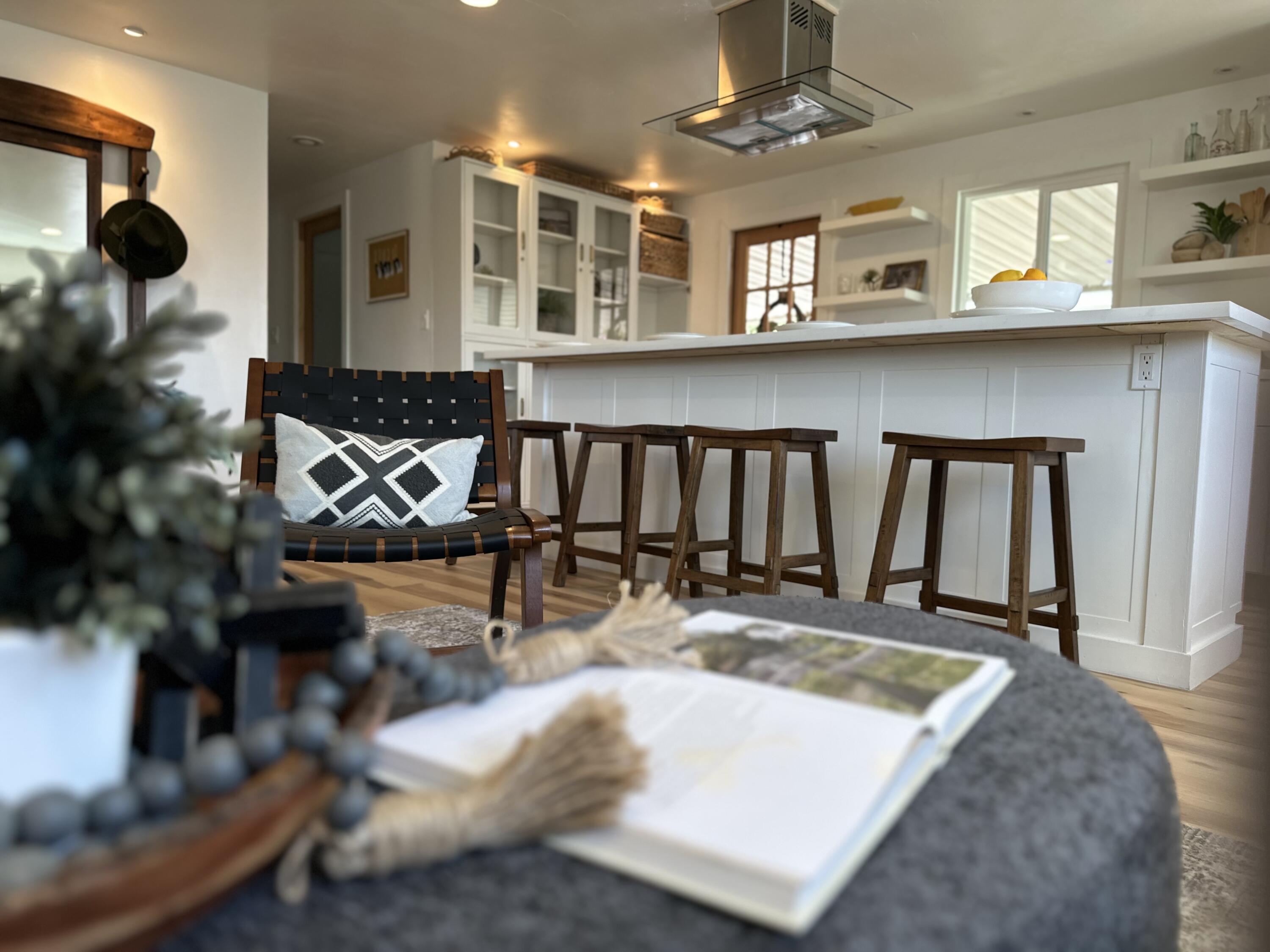 225 N Akers St #308, Visalia, CA 93291