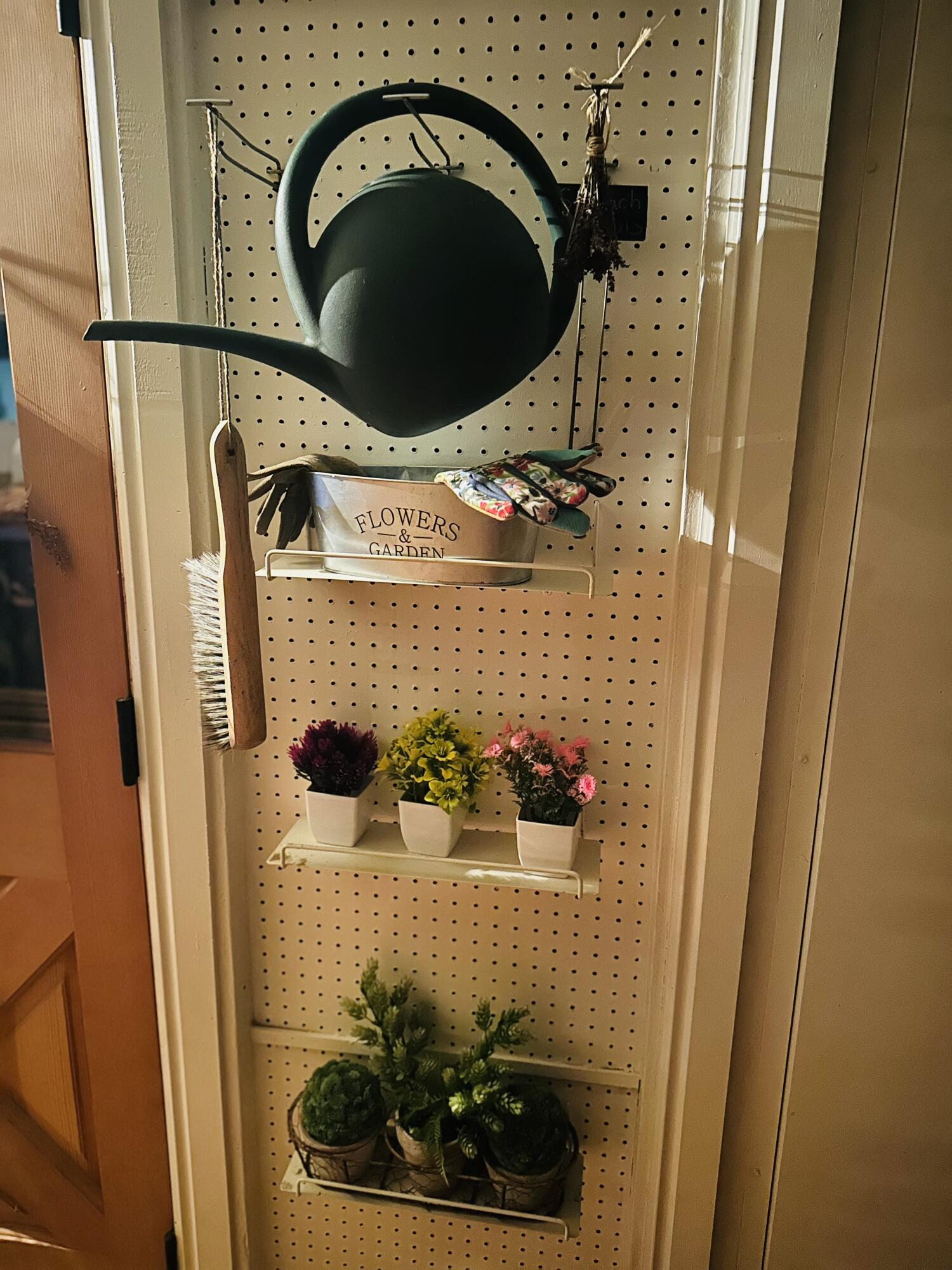 225 N Akers St #308, Visalia, CA 93291