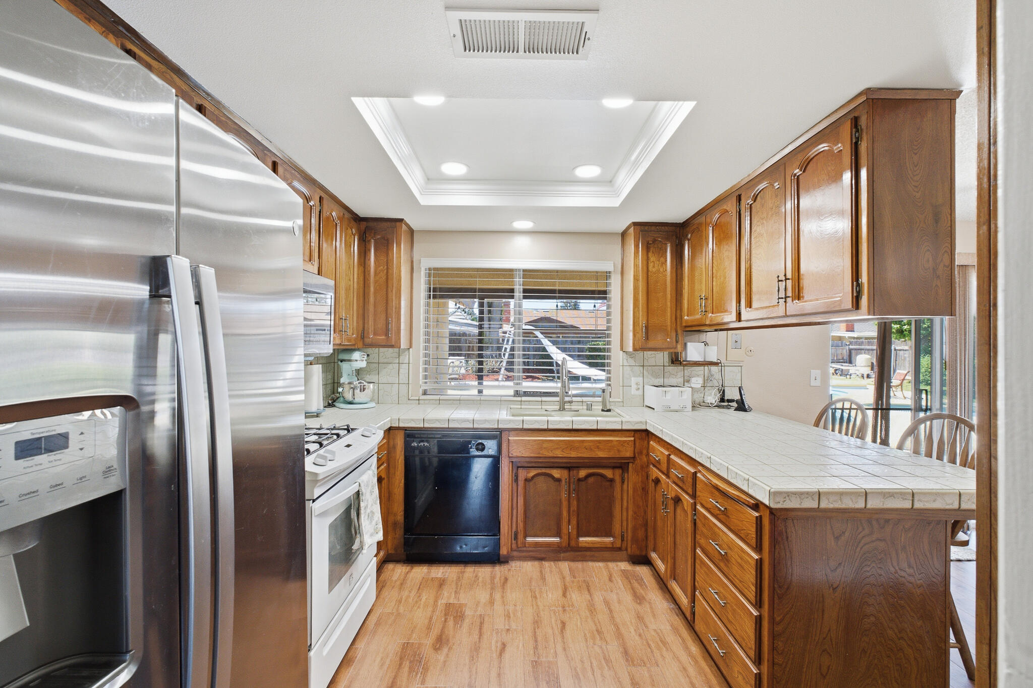 3127 W La Vida Ave, Visalia, CA 93277