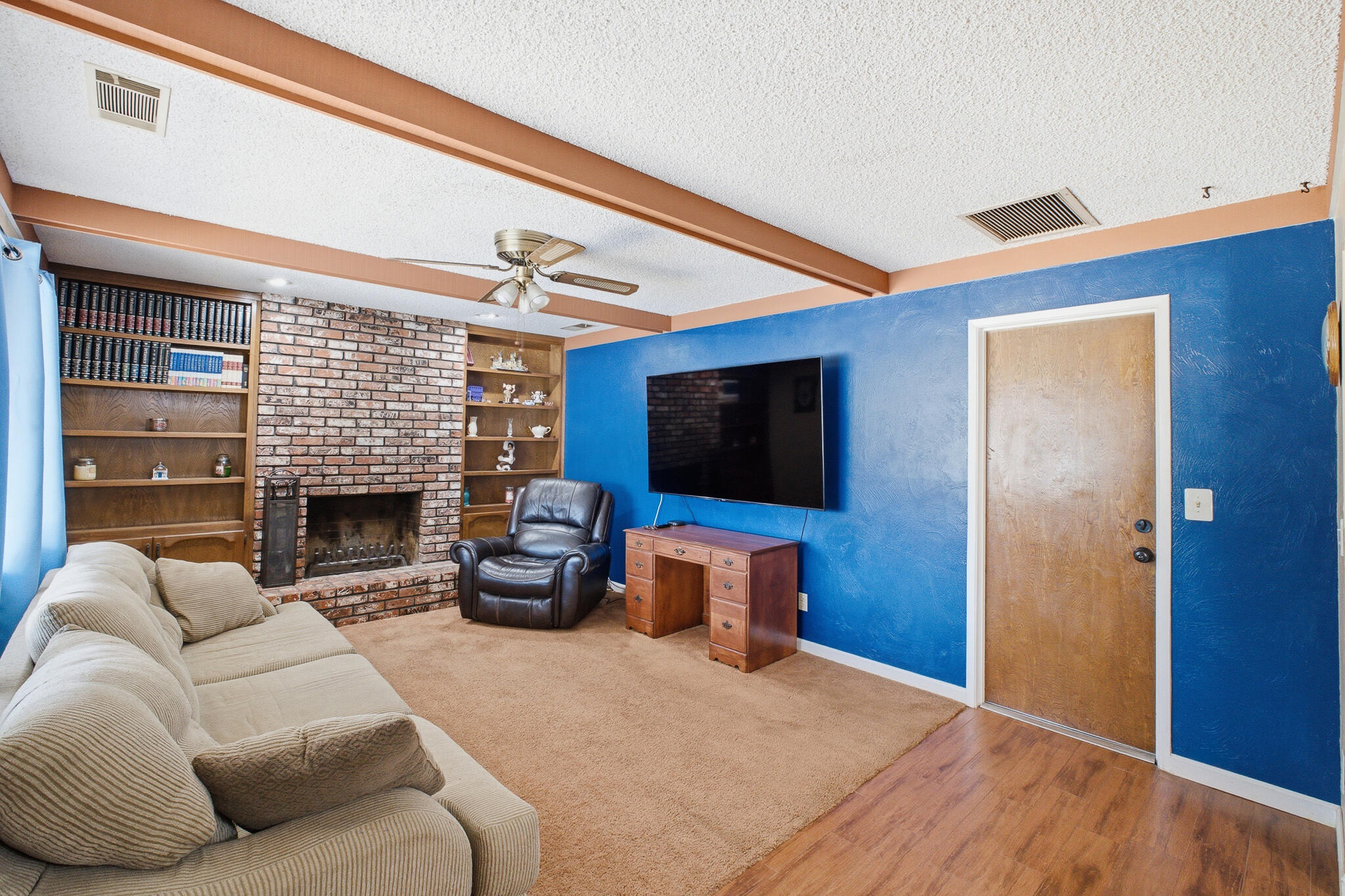 3127 W La Vida Ave, Visalia, CA 93277