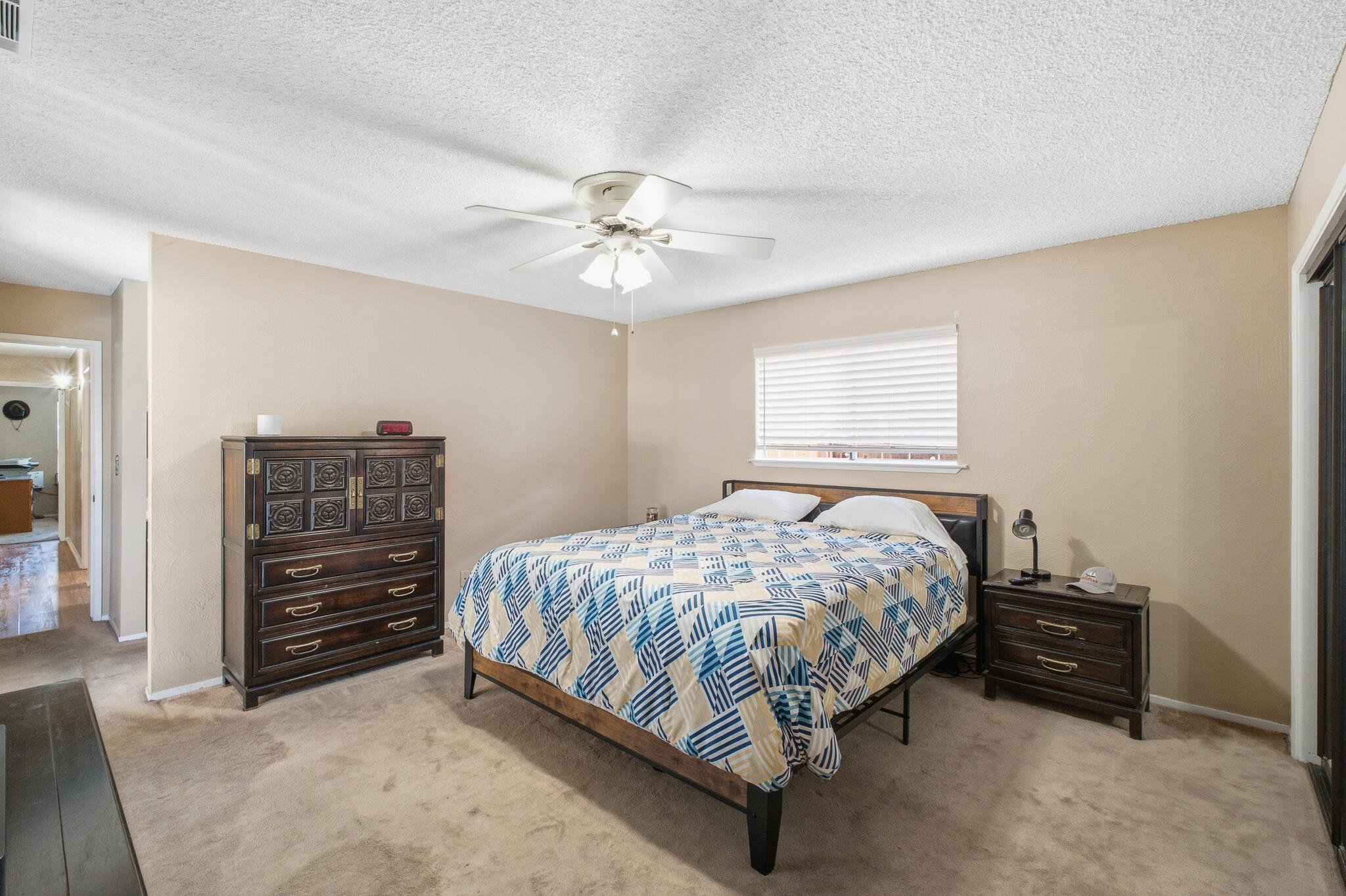 3127 W La Vida Ave, Visalia, CA 93277