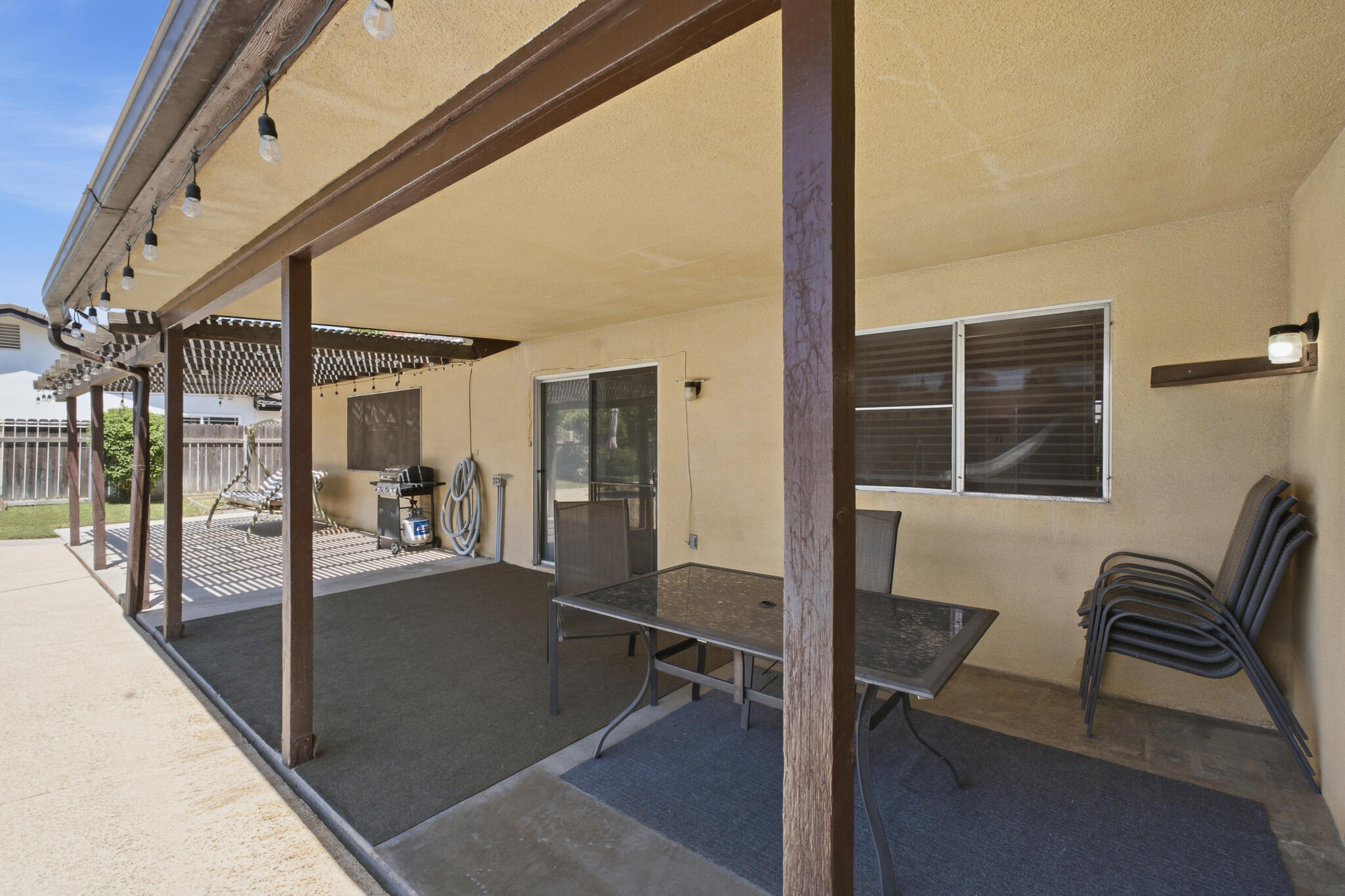 3127 W La Vida Ave, Visalia, CA 93277