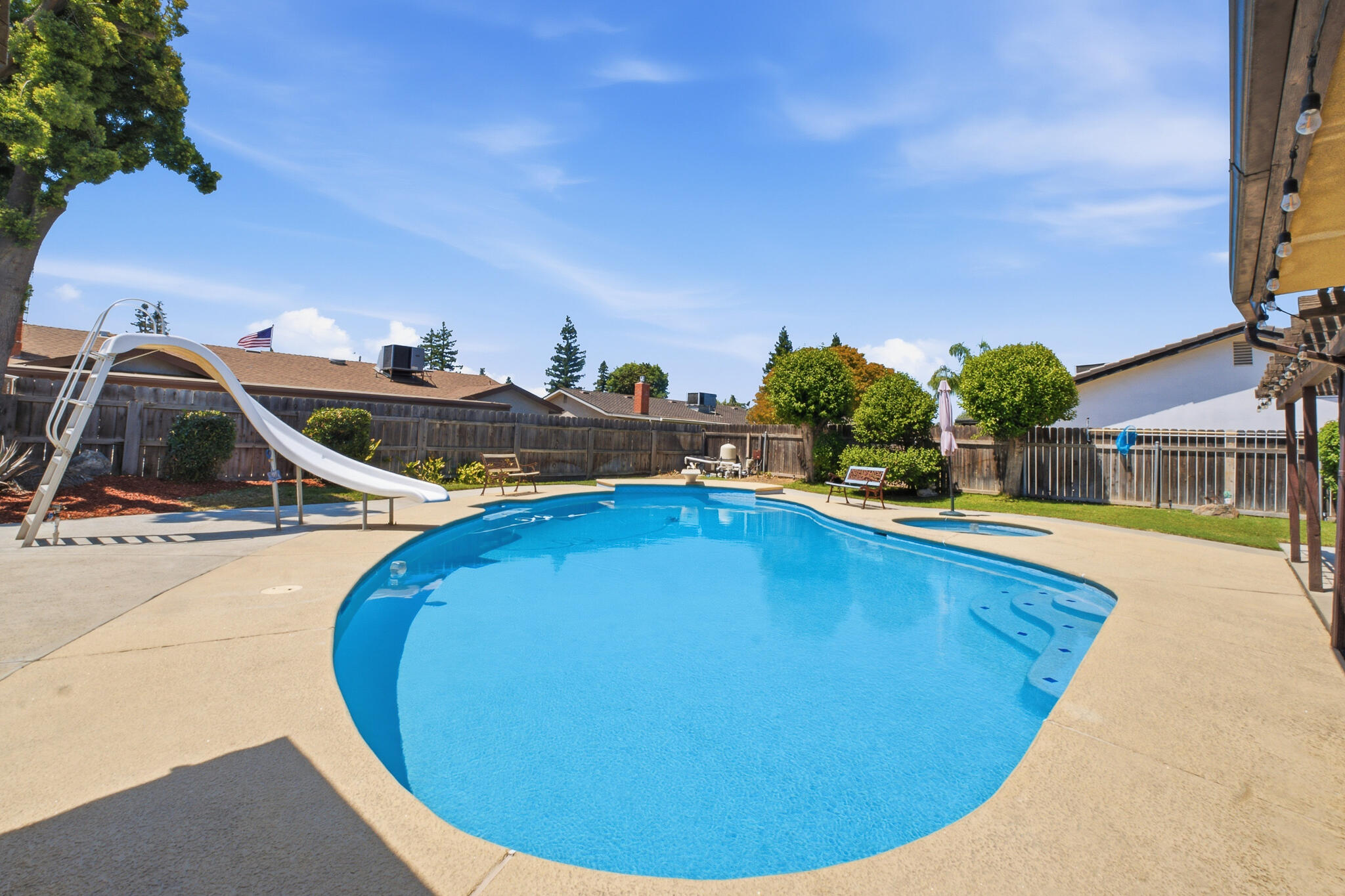 3127 W La Vida Ave, Visalia, CA 93277