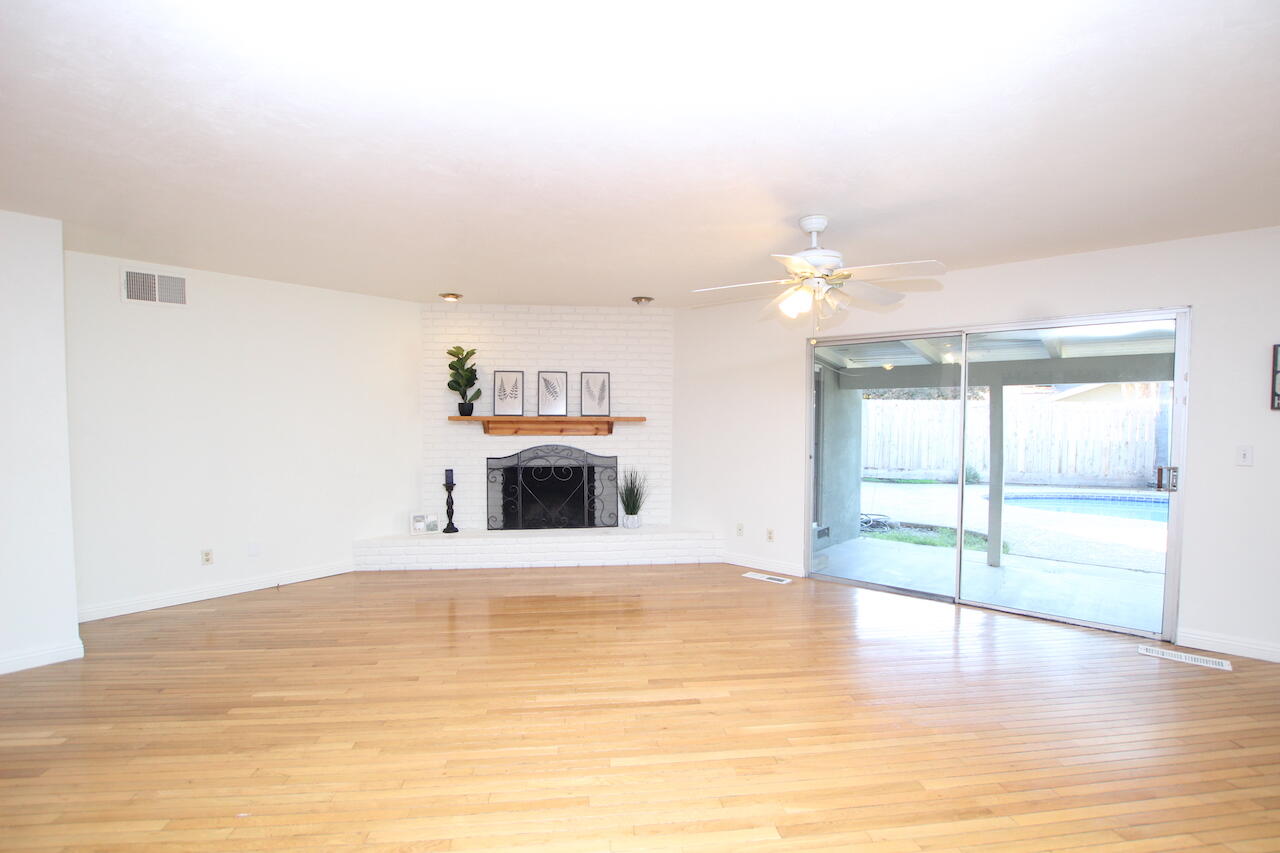 3549 W Mccormick Dr, Visalia, CA 93277