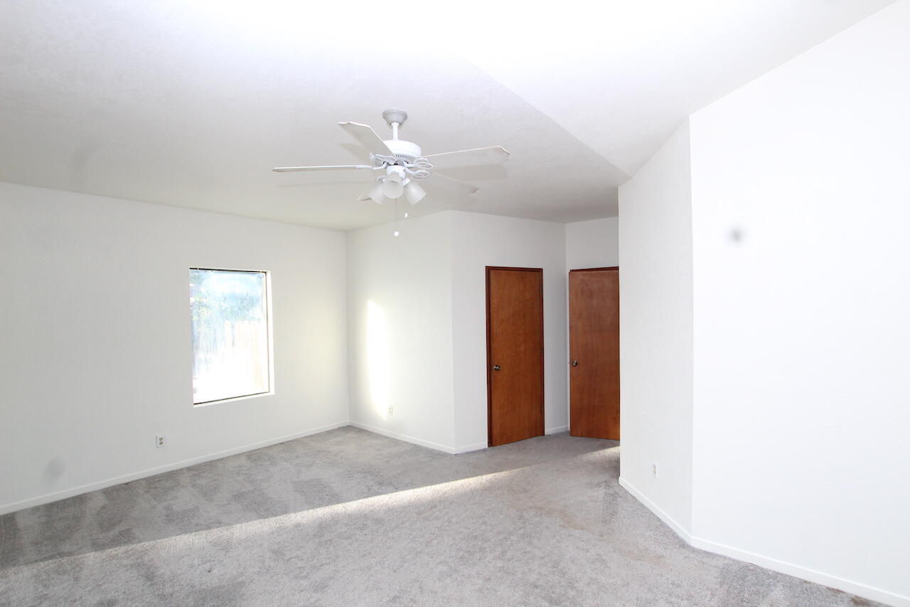 3549 W Mccormick Dr, Visalia, CA 93277