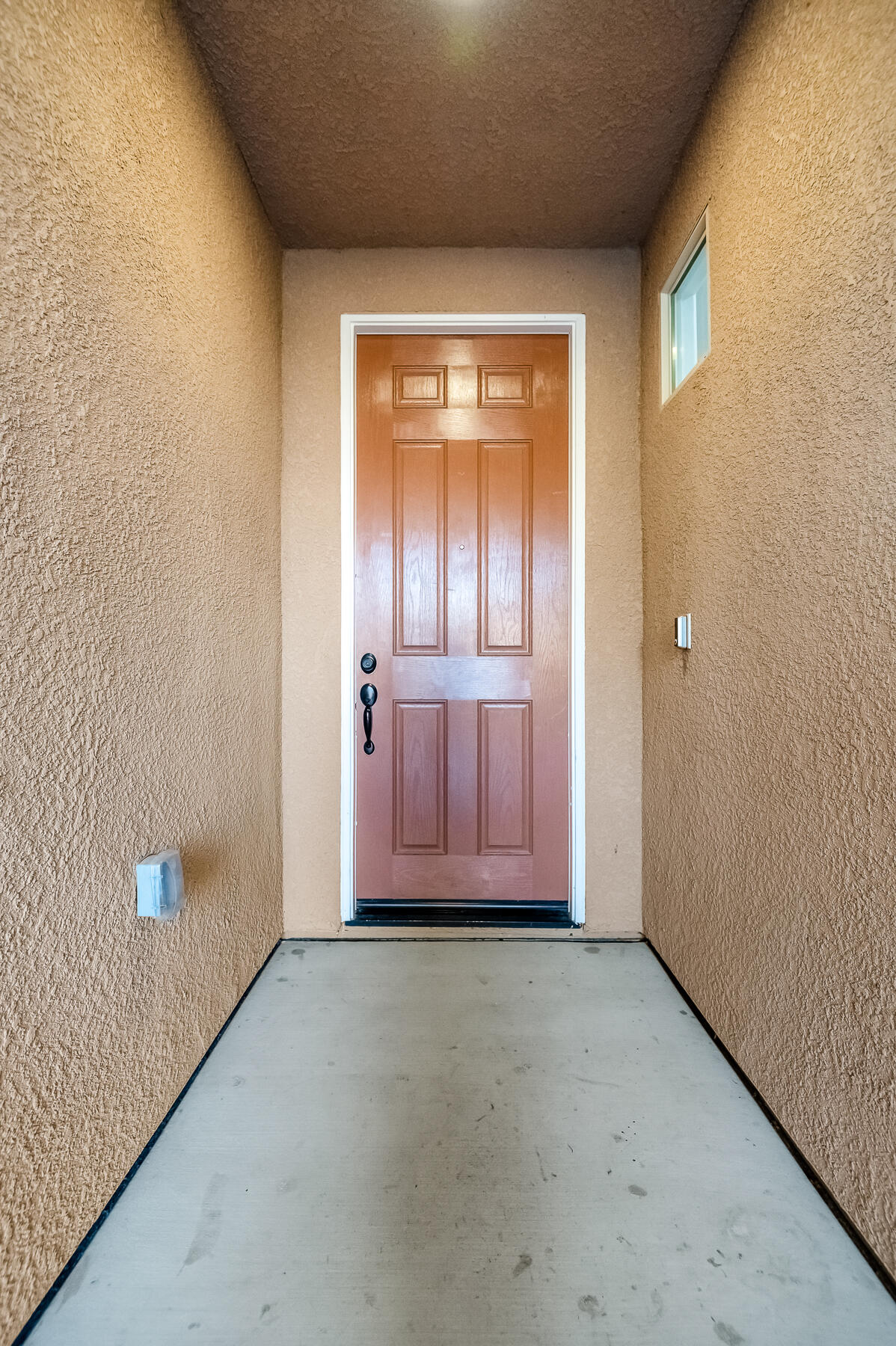 3239 N Elm St, Visalia, CA 93291