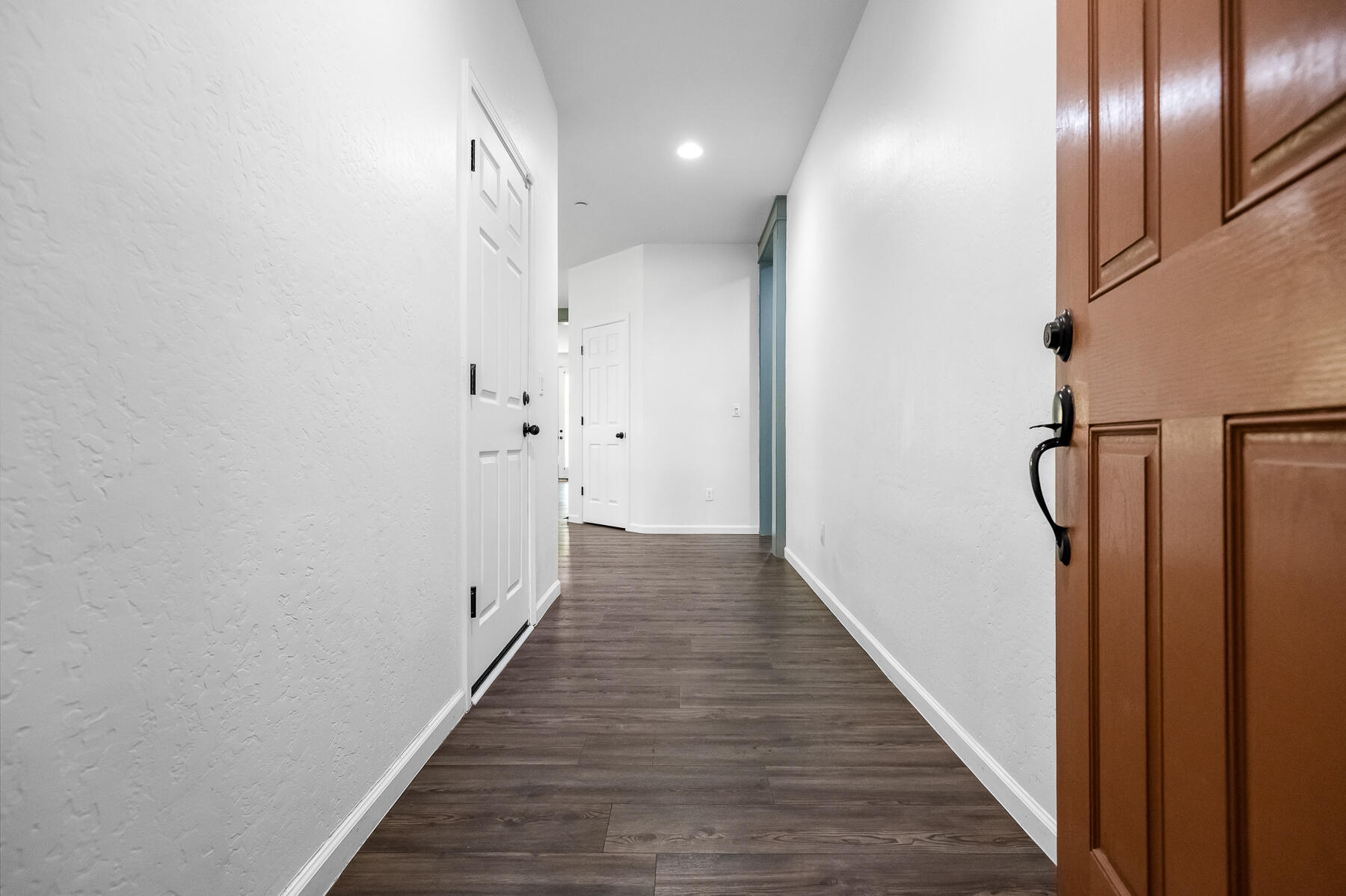 3239 N Elm St, Visalia, CA 93291