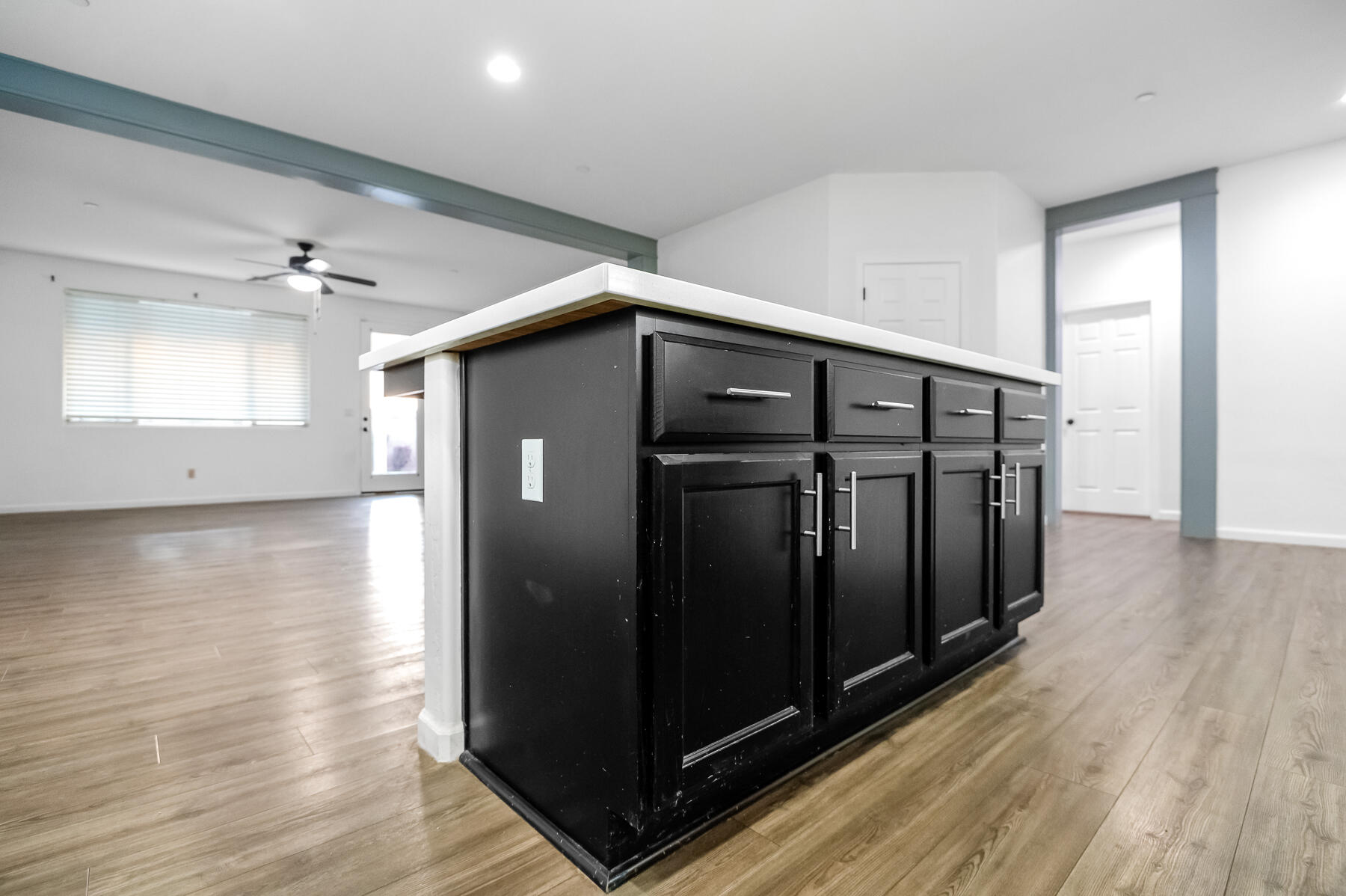 3239 N Elm St, Visalia, CA 93291