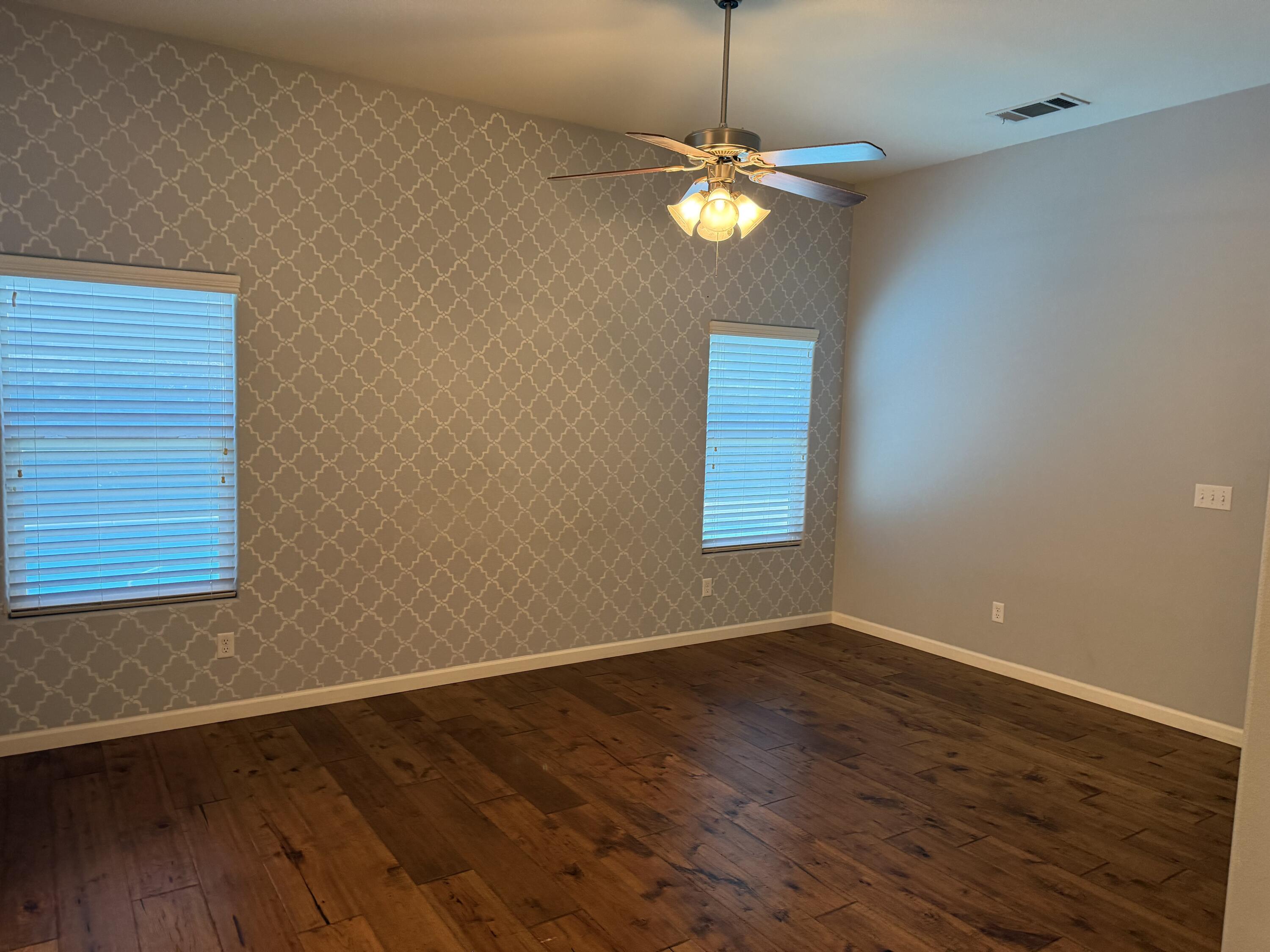 2289 E Kaiser Creek Ave, Tulare, CA 93274