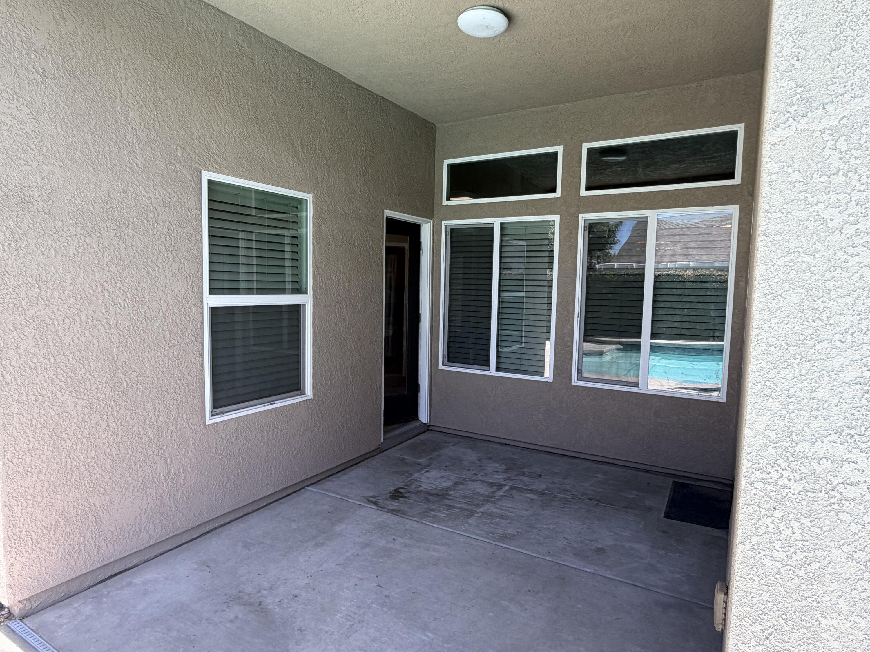 2289 E Kaiser Creek Ave, Tulare, CA 93274