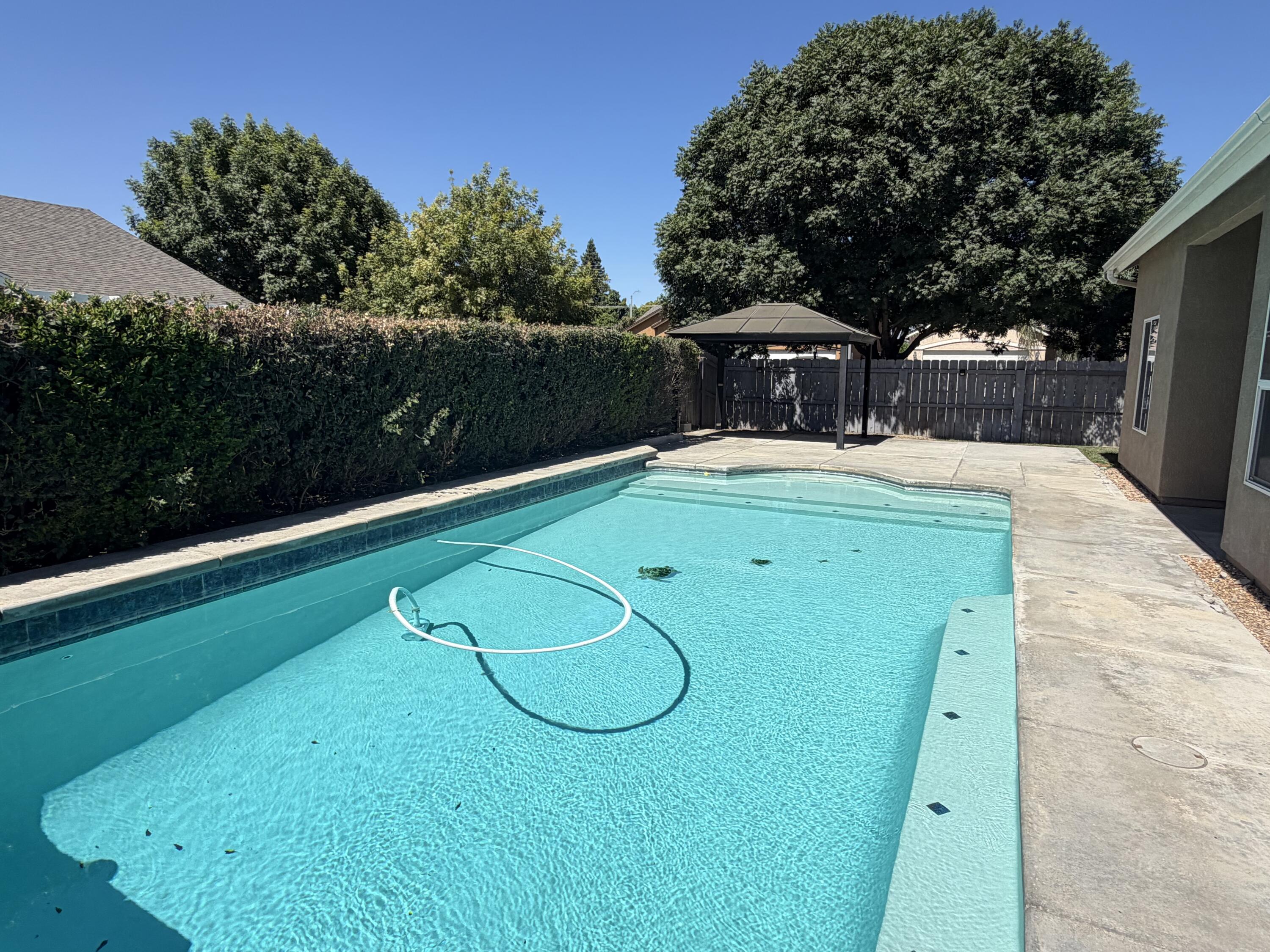 2289 E Kaiser Creek Ave, Tulare, CA 93274
