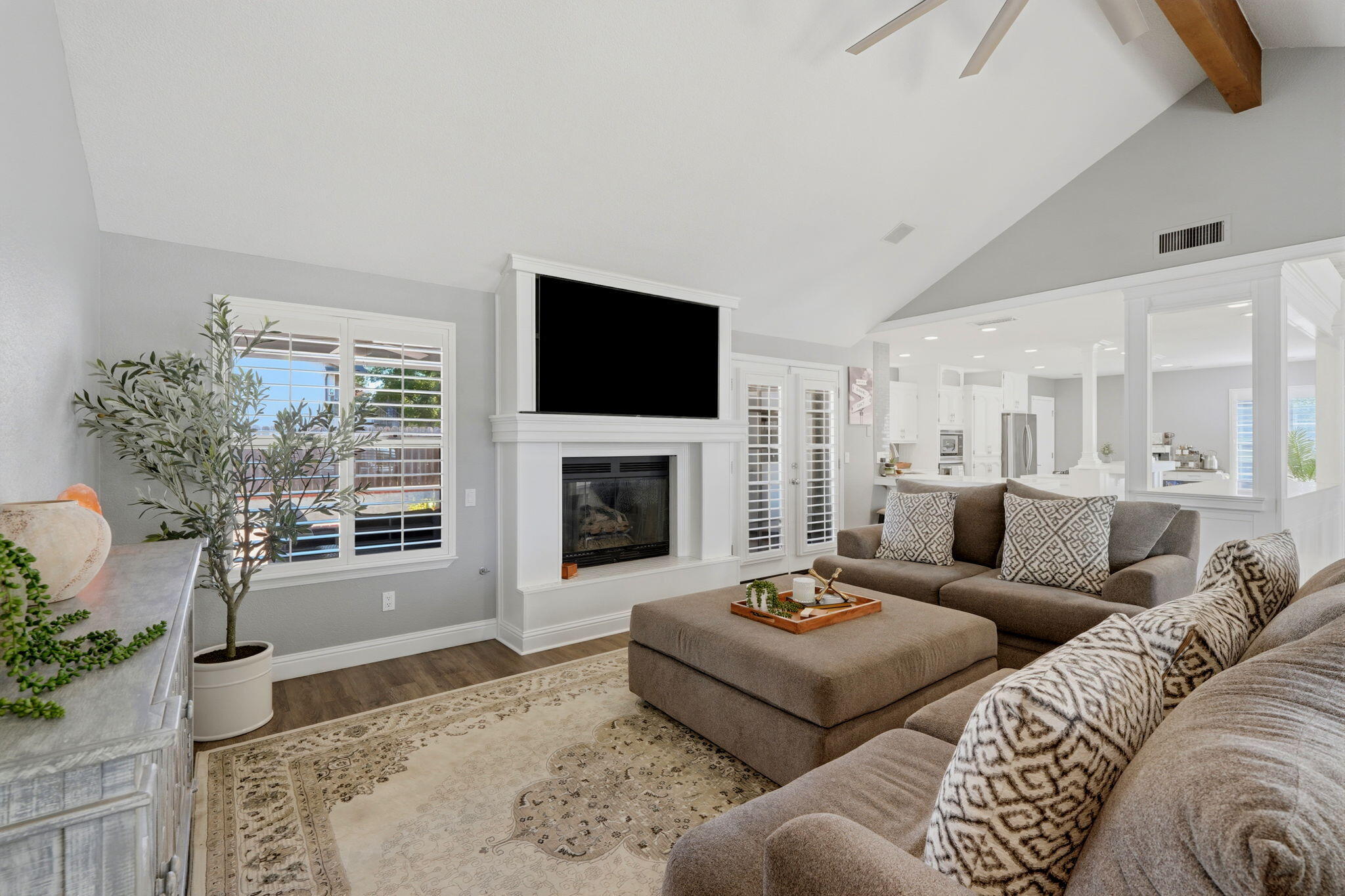 3421 W Orchard Ave, Visalia, CA 93277