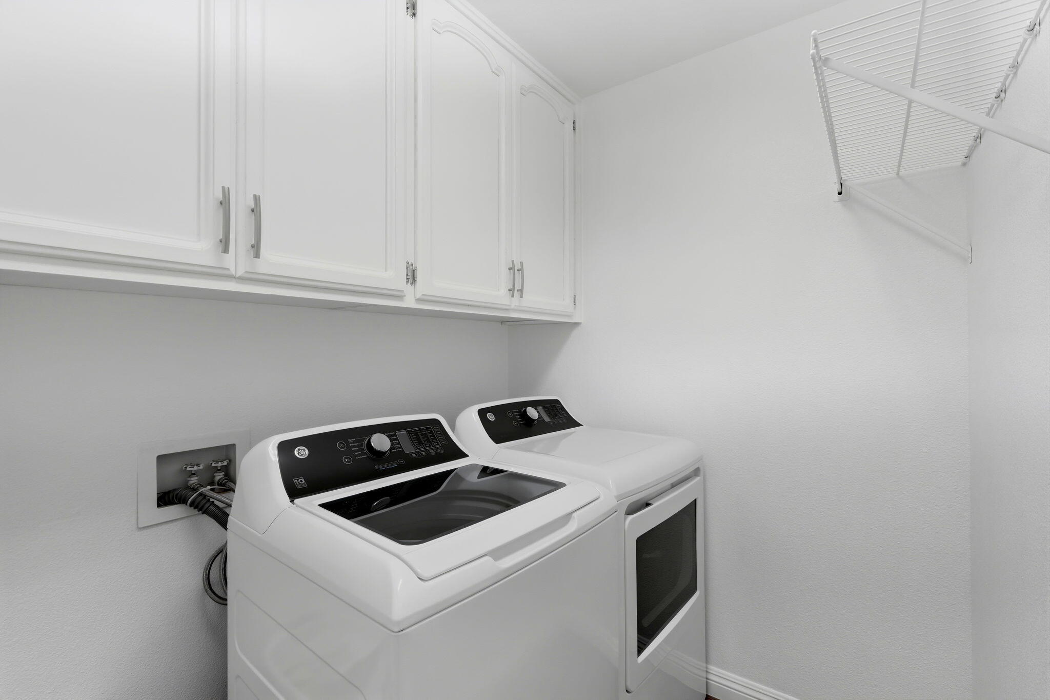 3421 W Orchard Ave, Visalia, CA 93277