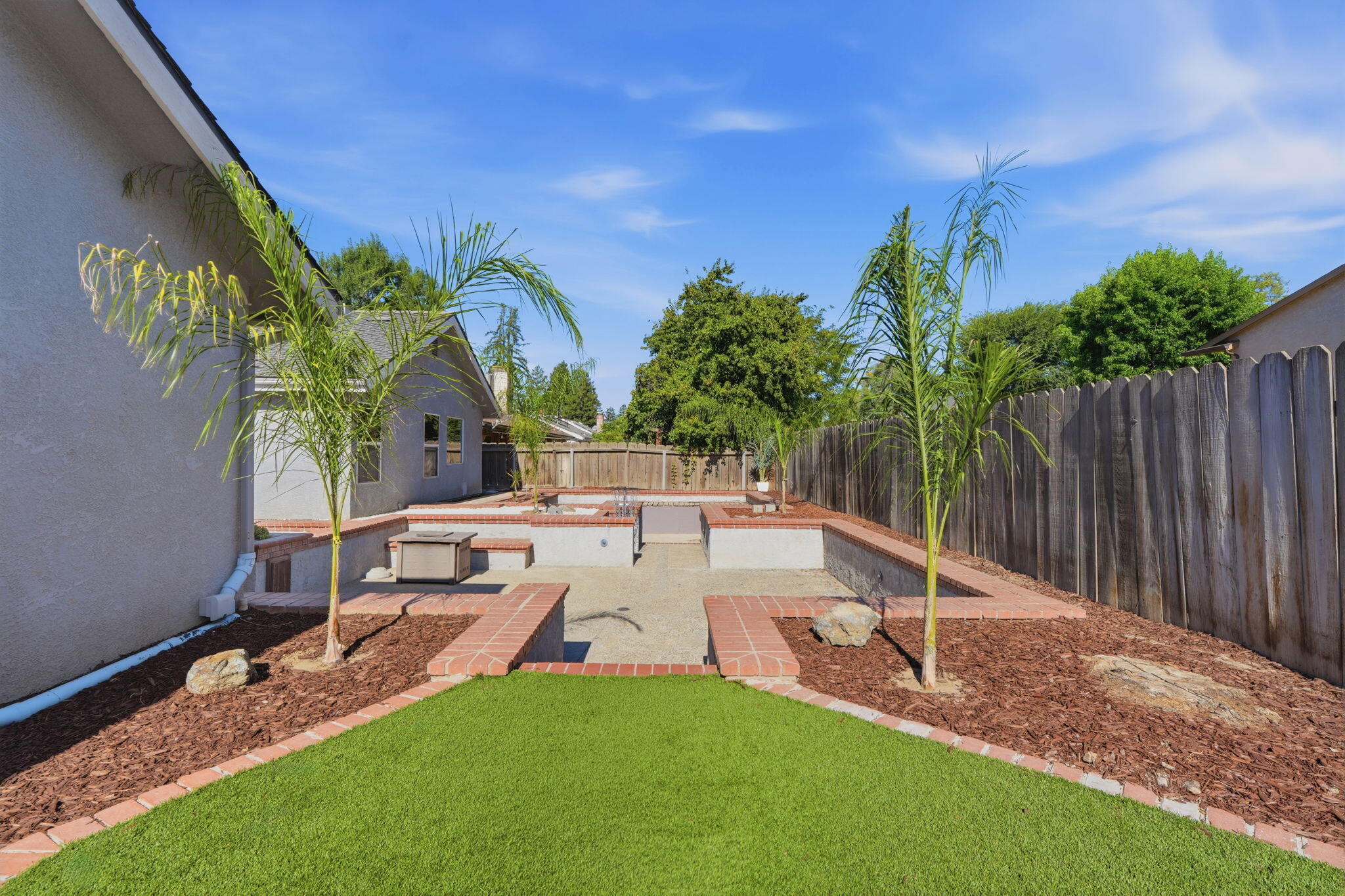 3421 W Orchard Ave, Visalia, CA 93277