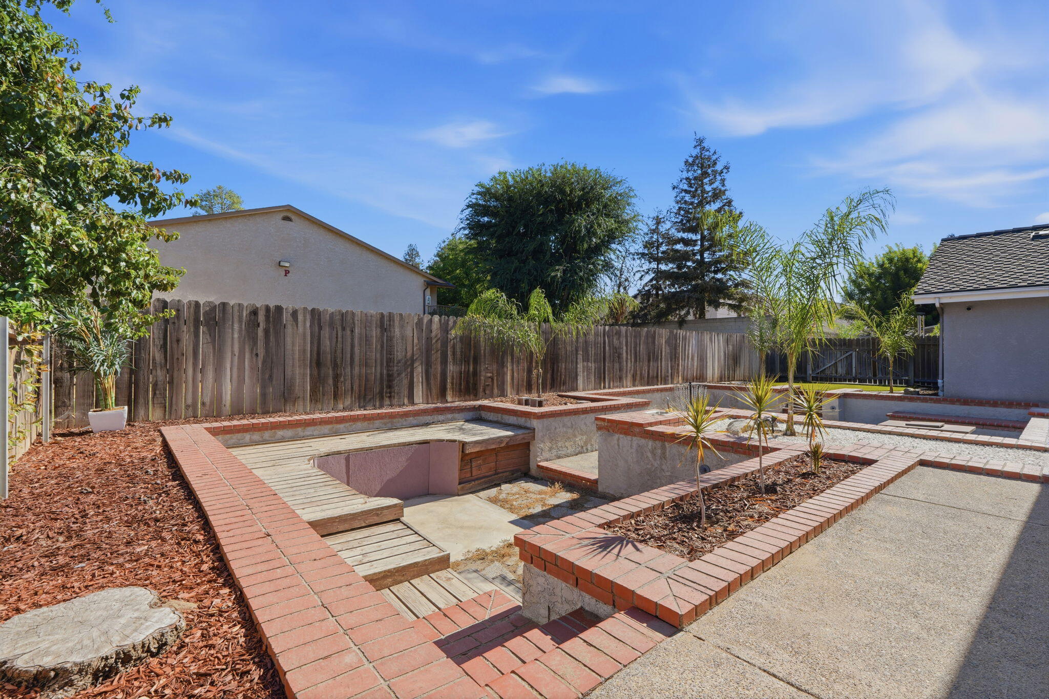3421 W Orchard Ave, Visalia, CA 93277