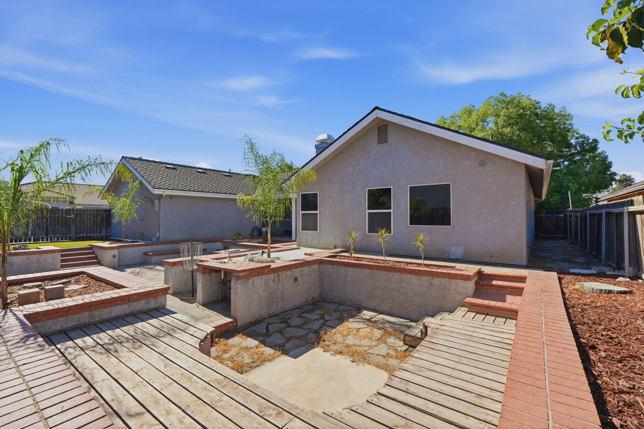 3421 W Orchard Ave, Visalia, CA 93277