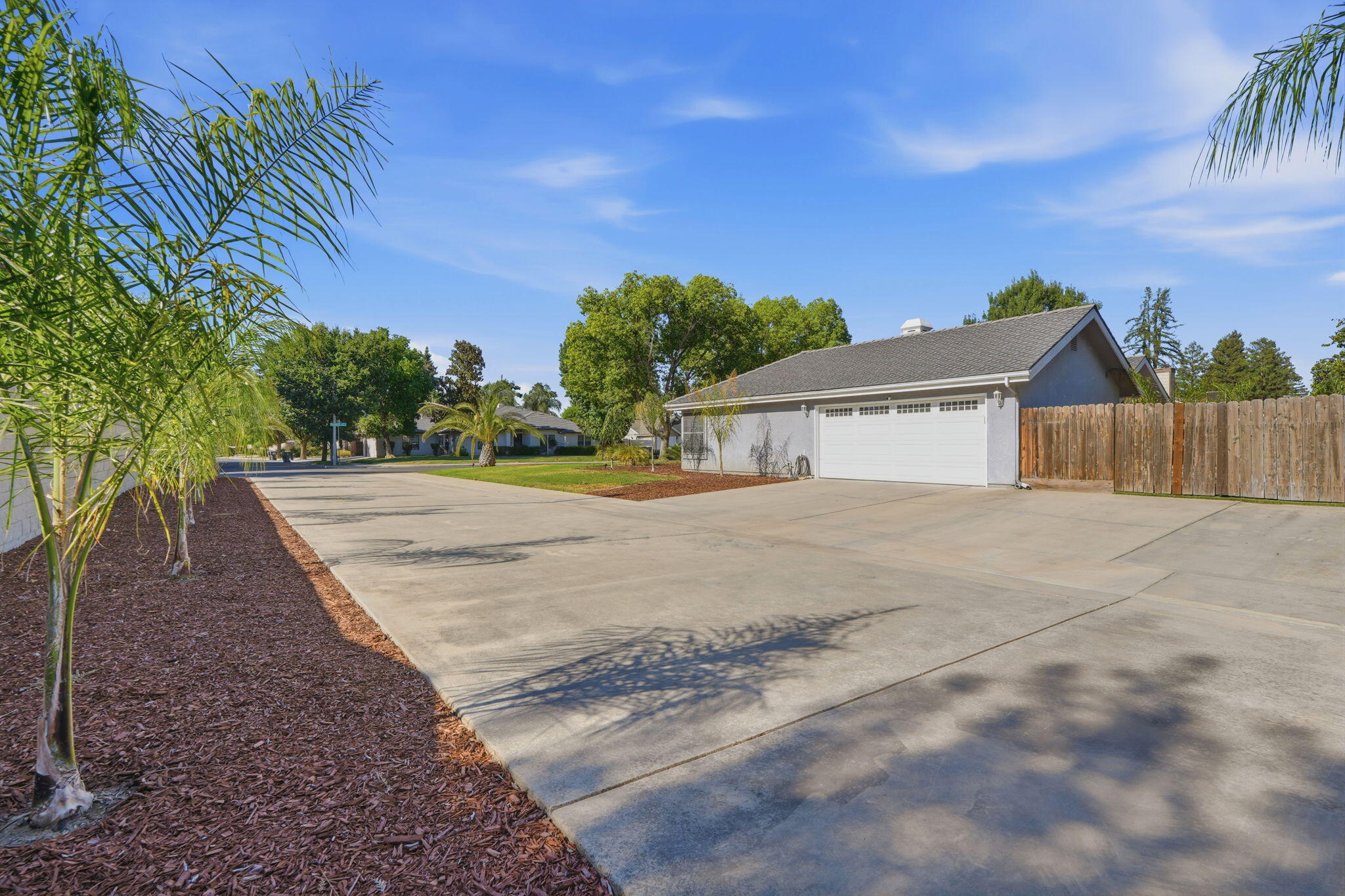 3421 W Orchard Ave, Visalia, CA 93277