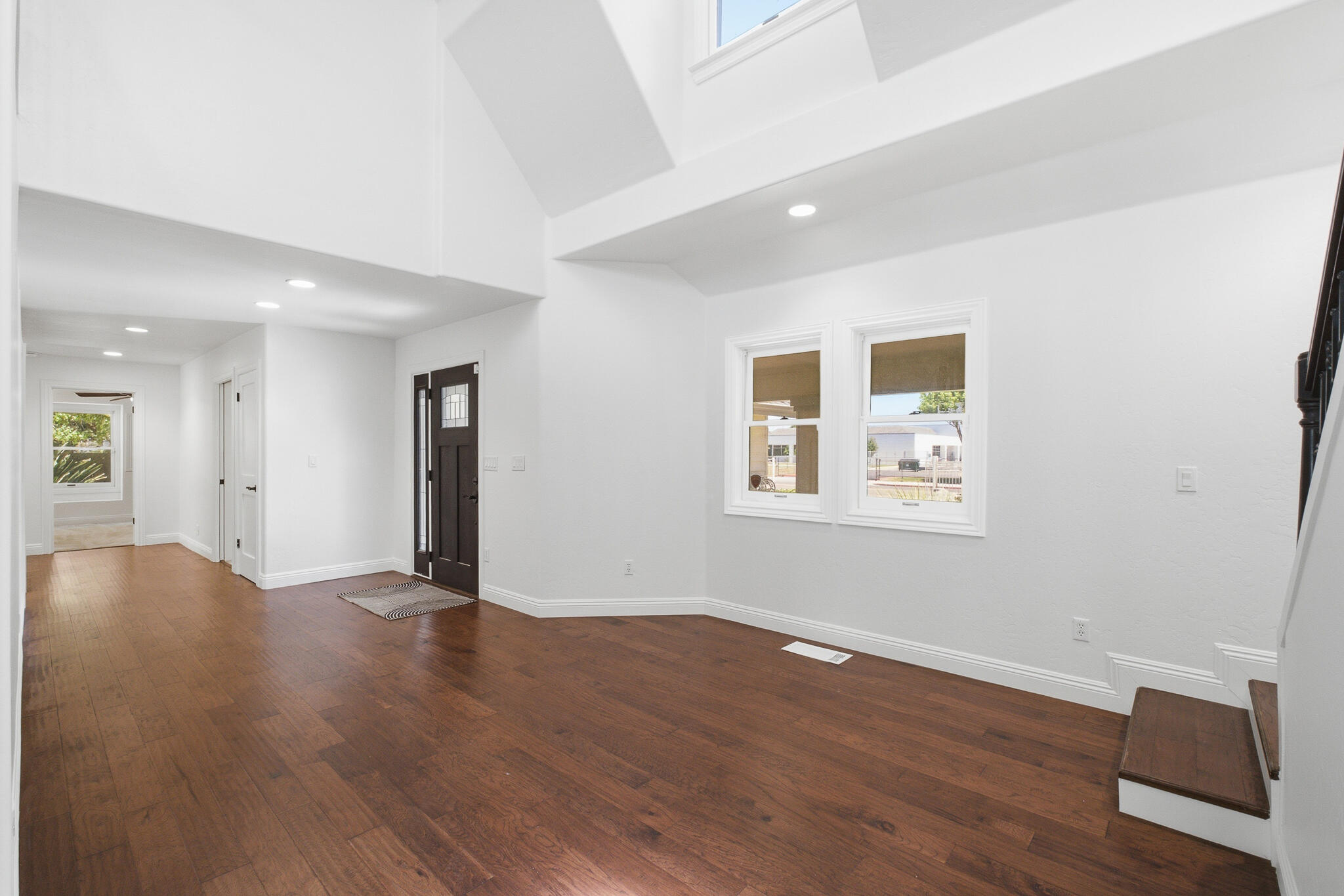 2183 N Linwood St, Visalia, CA 93291