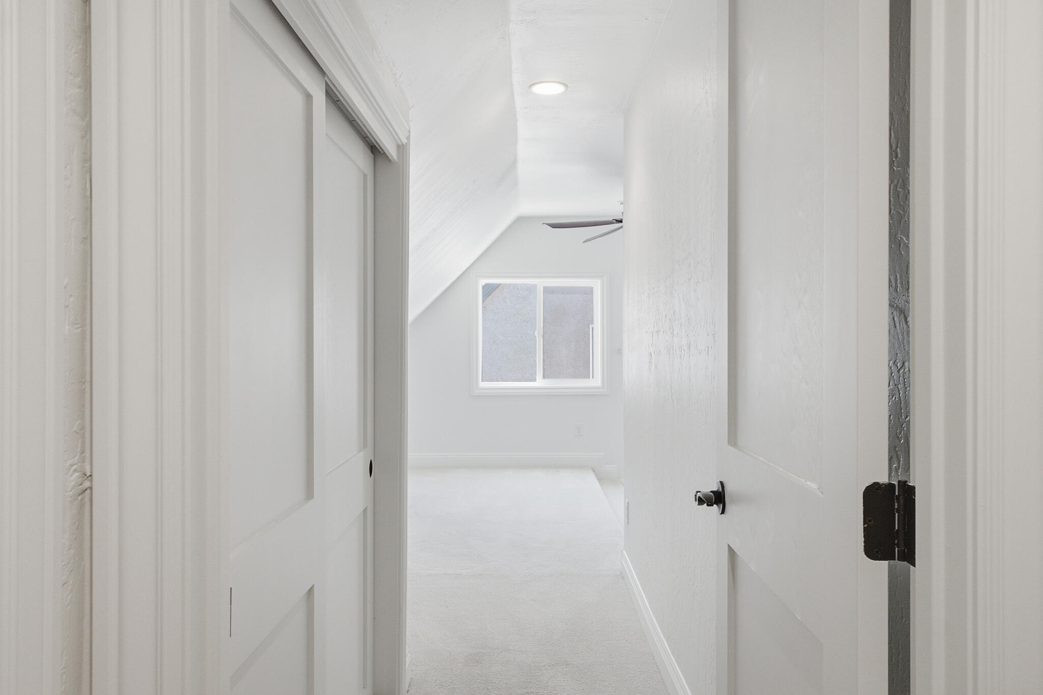 2183 N Linwood St, Visalia, CA 93291