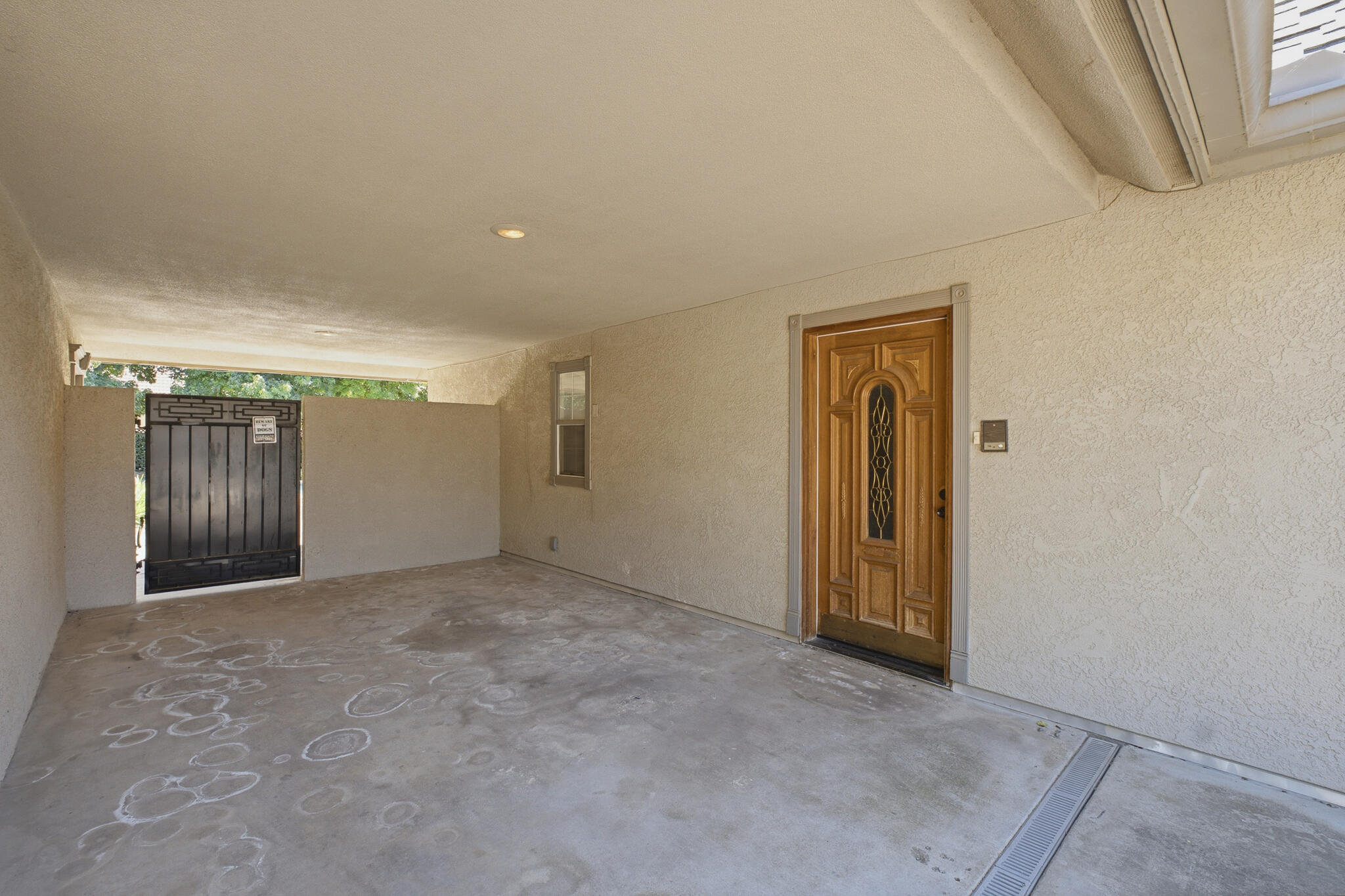 2183 N Linwood St, Visalia, CA 93291