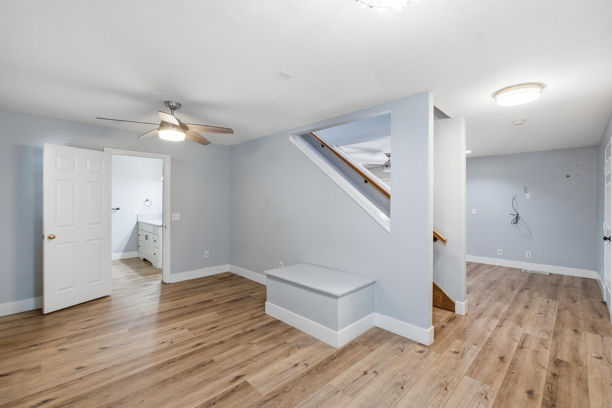 2183 N Linwood St, Visalia, CA 93291