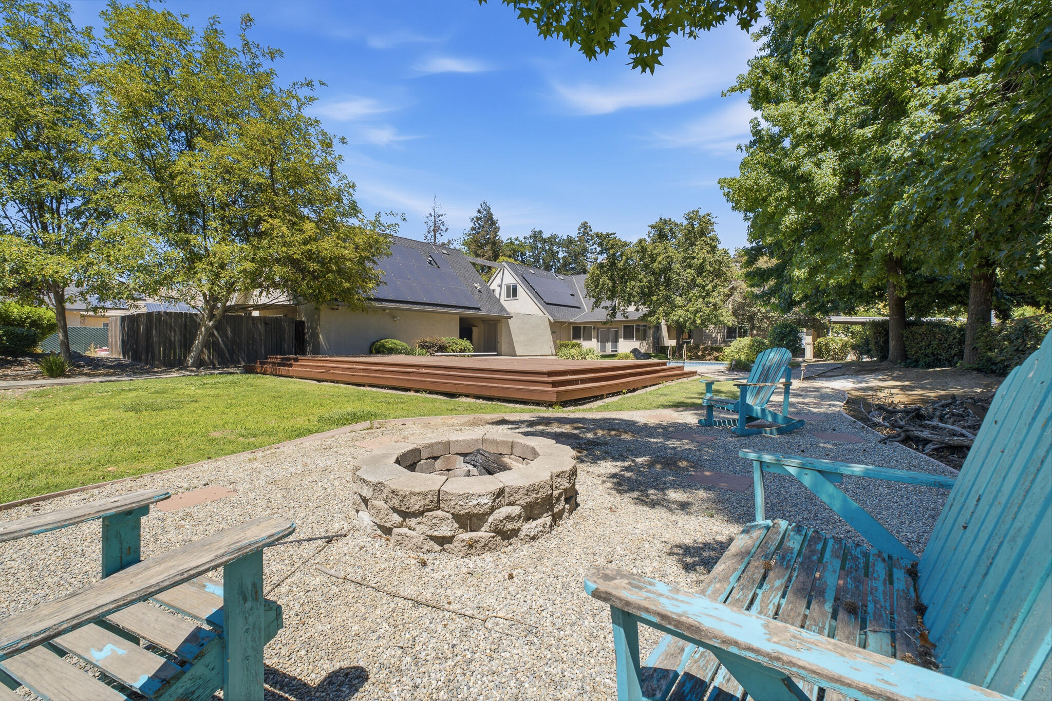 2183 N Linwood St, Visalia, CA 93291