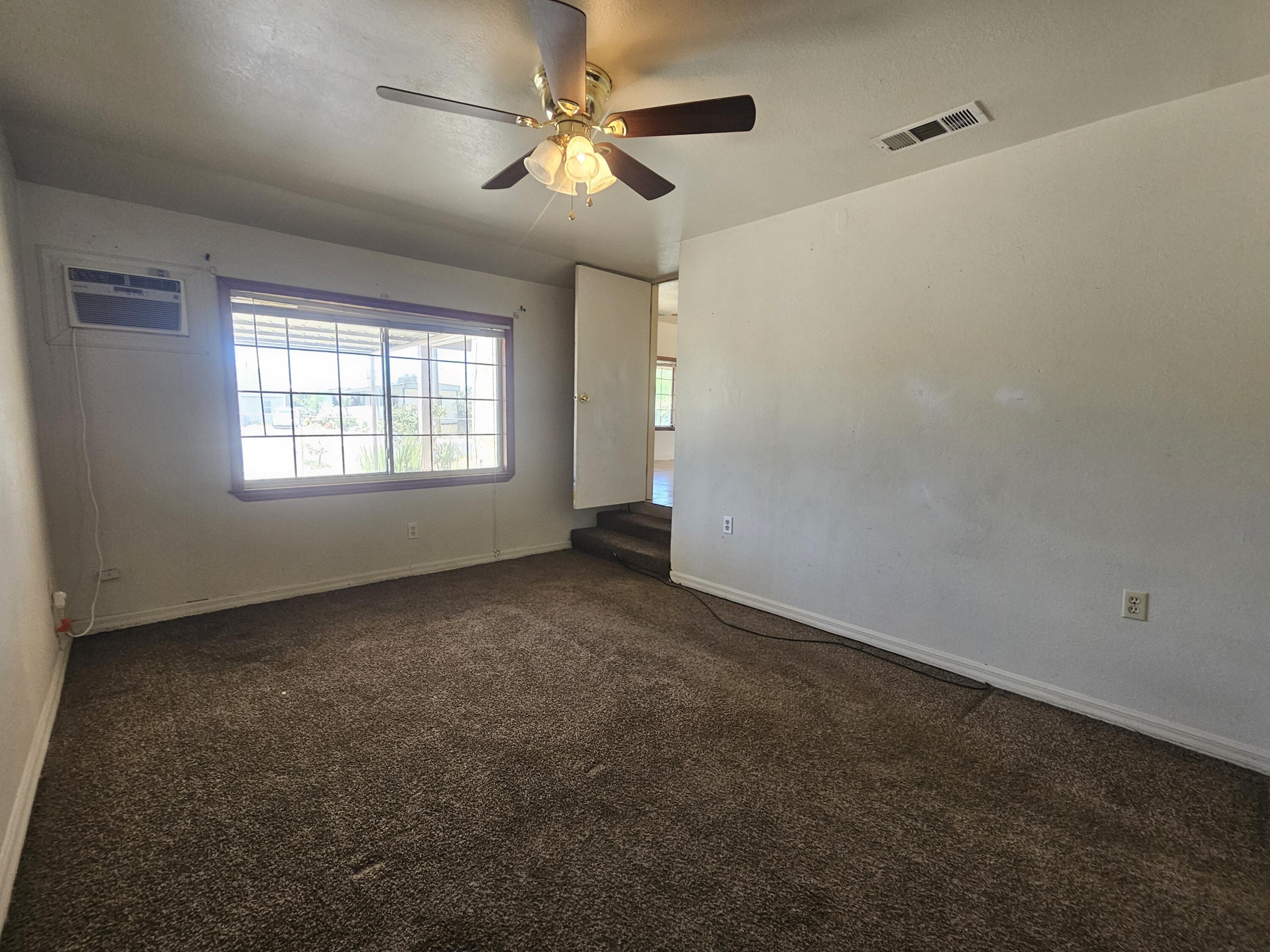 166 N Wisconsin St, Porterville, CA 93257