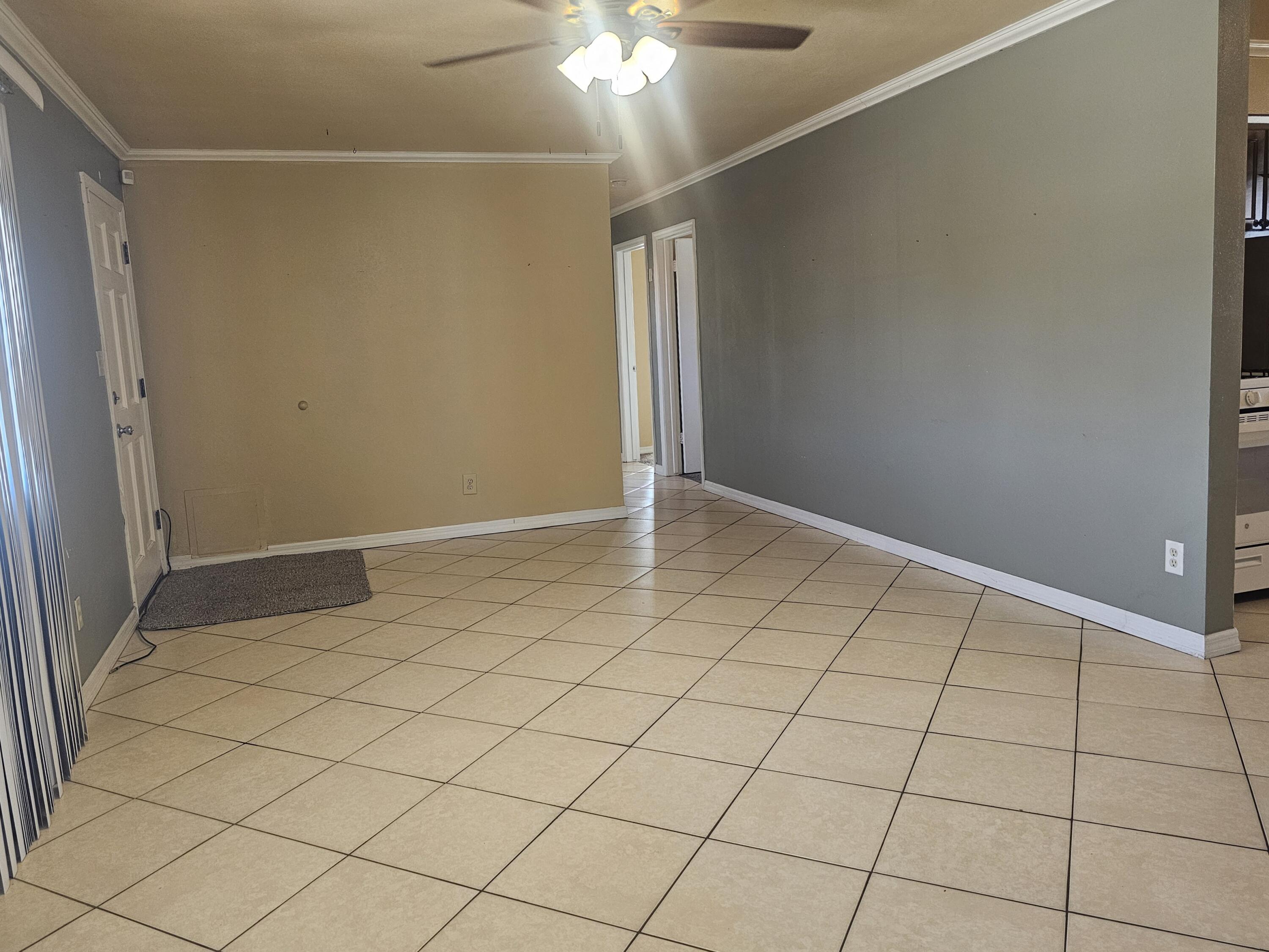 1920 W Aurora Ave, Porterville, CA 93257