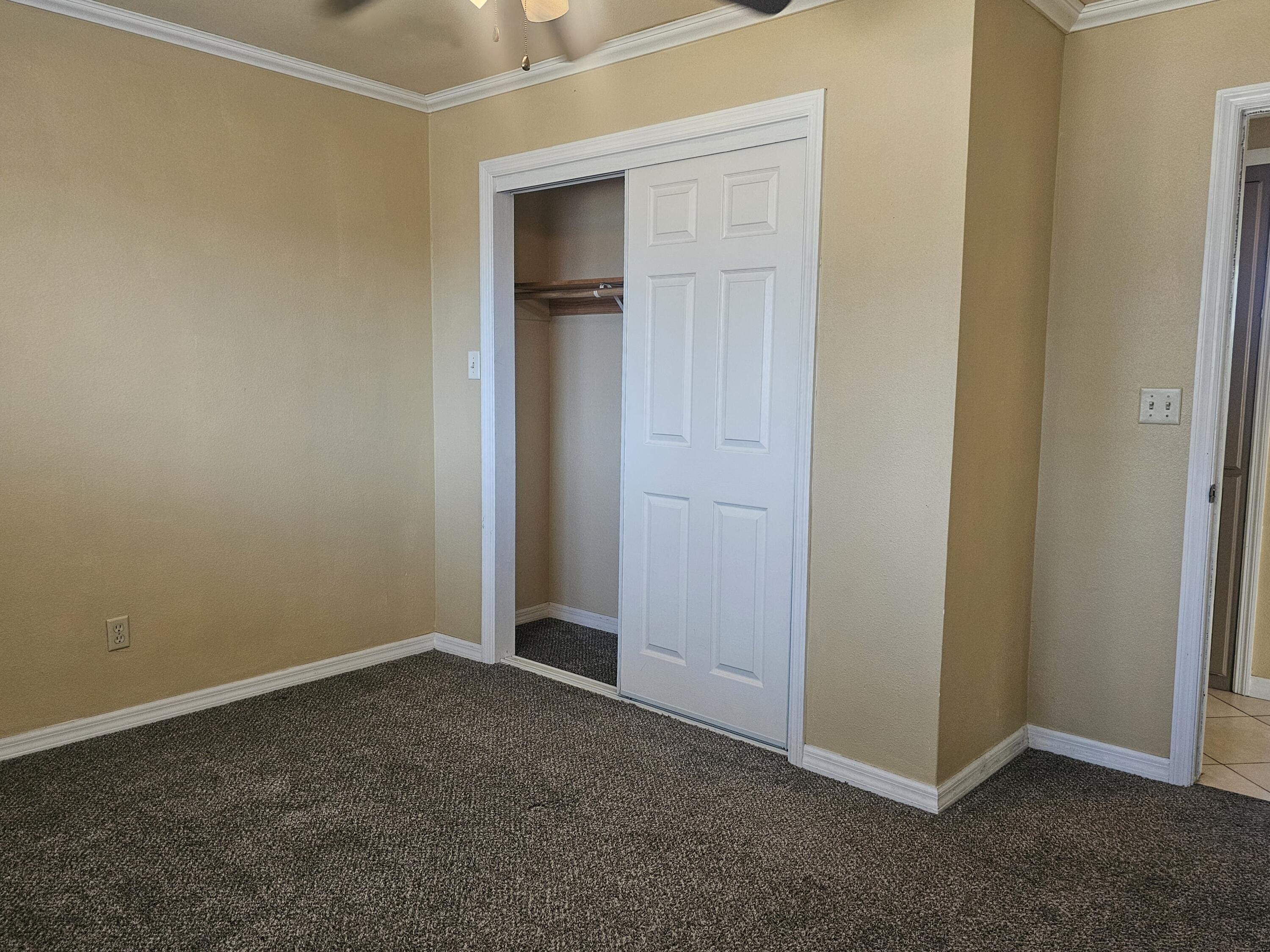 1920 W Aurora Ave, Porterville, CA 93257