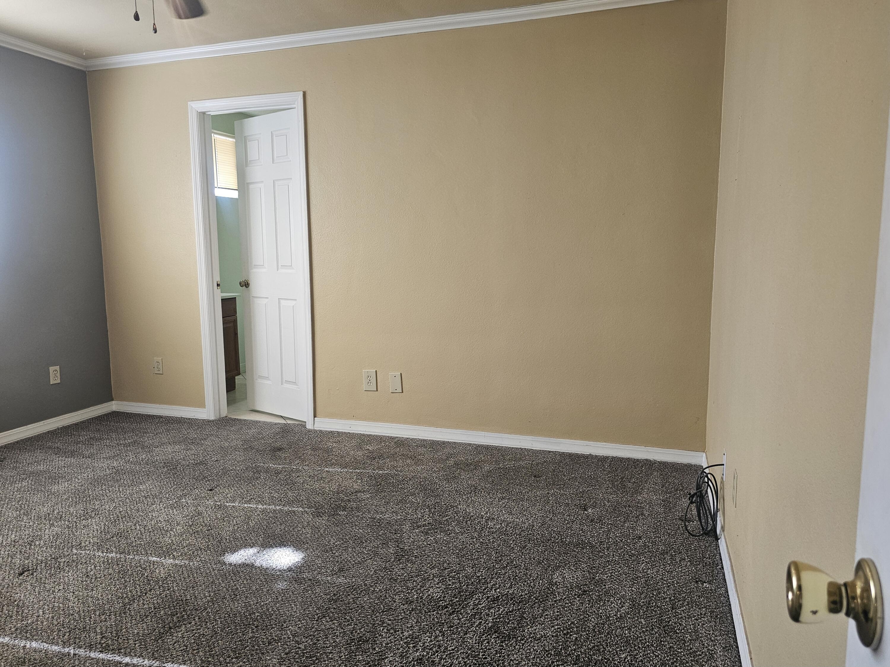 1920 W Aurora Ave, Porterville, CA 93257