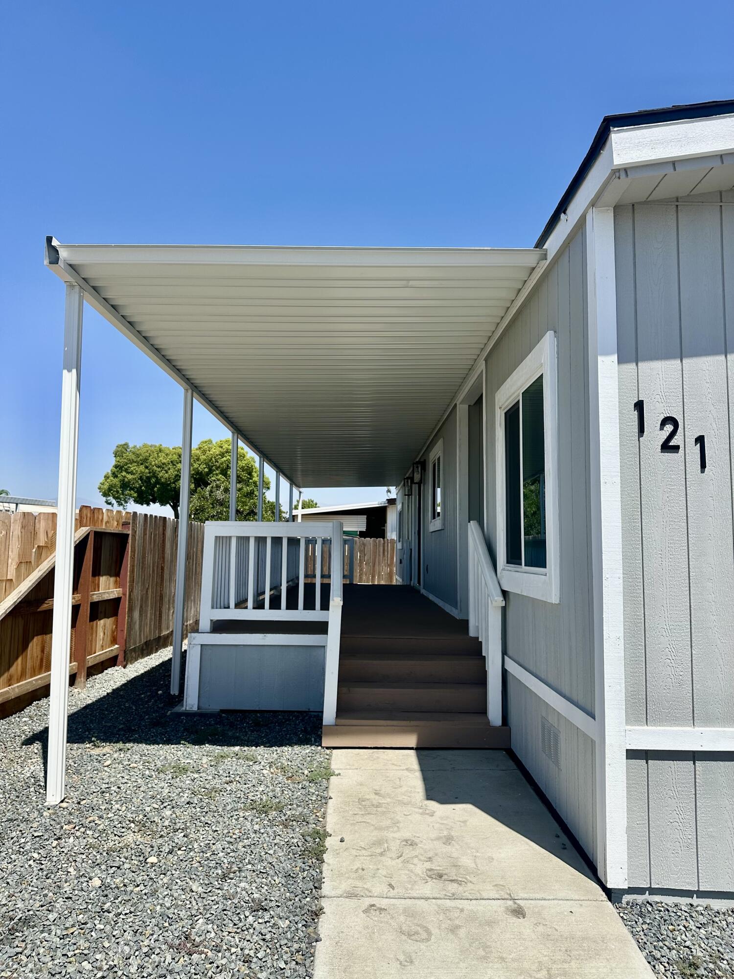 720 E Worth Ave #121, Porterville, CA 93257