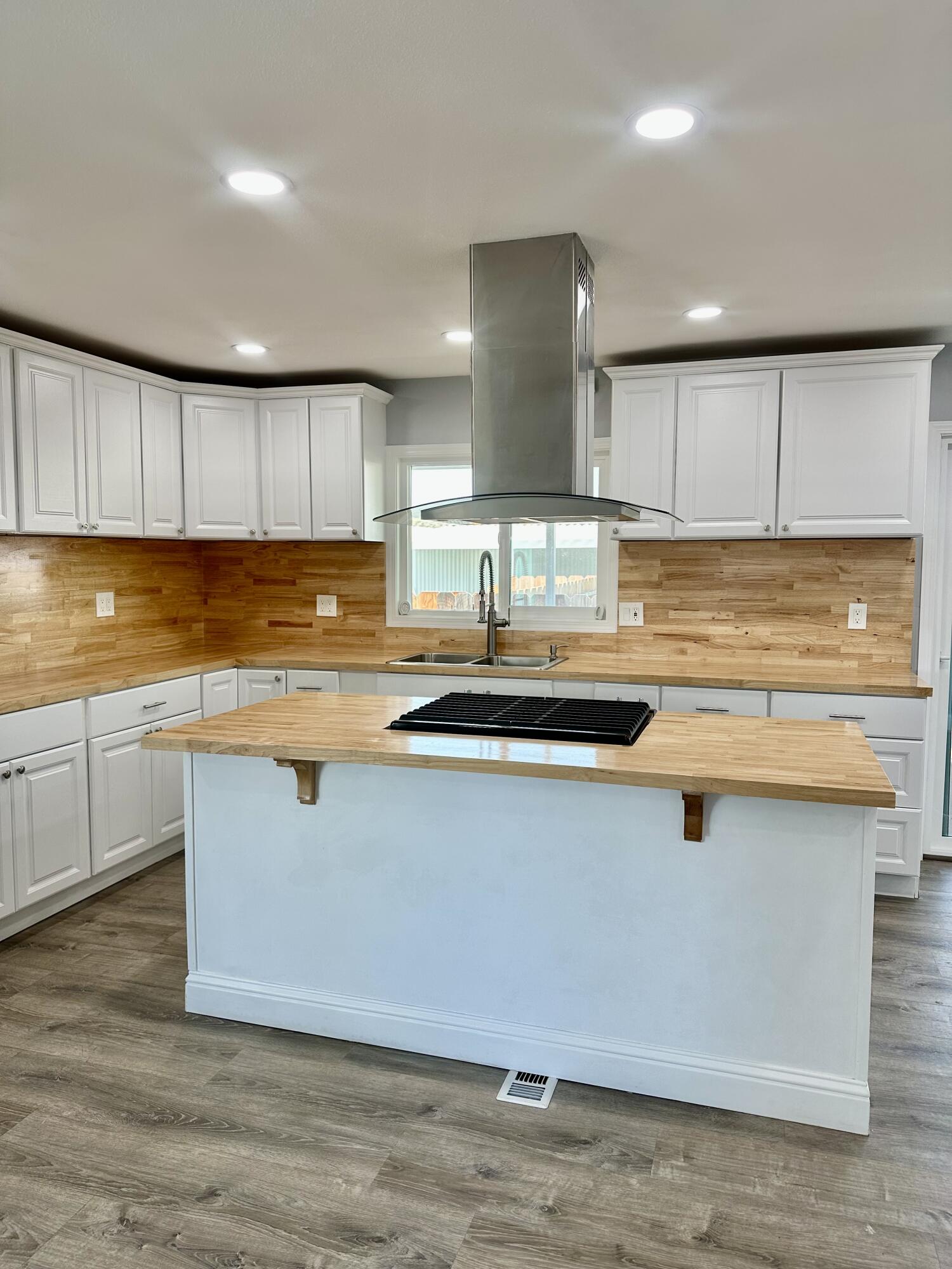 720 E Worth Ave #121, Porterville, CA 93257