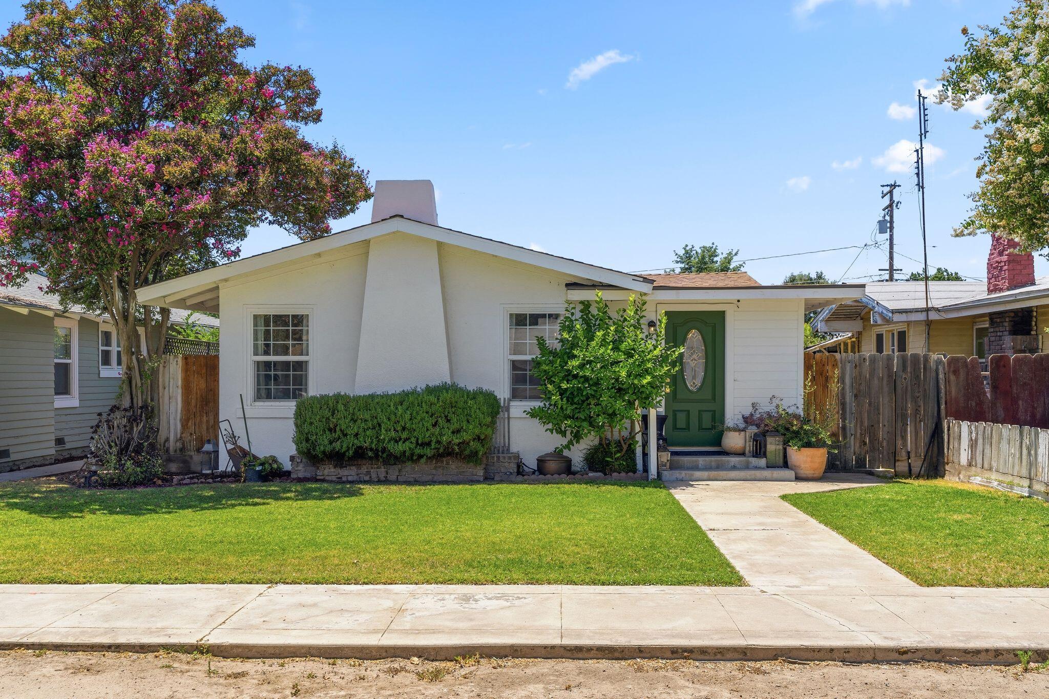236 S C St, Exeter, CA 93221