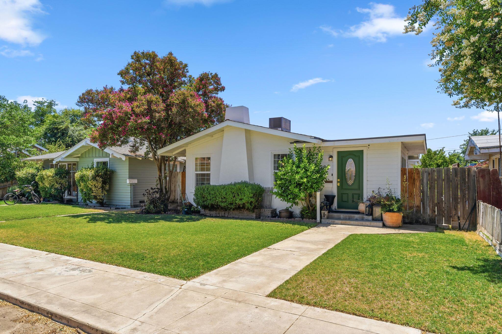 236 S C St, Exeter, CA 93221