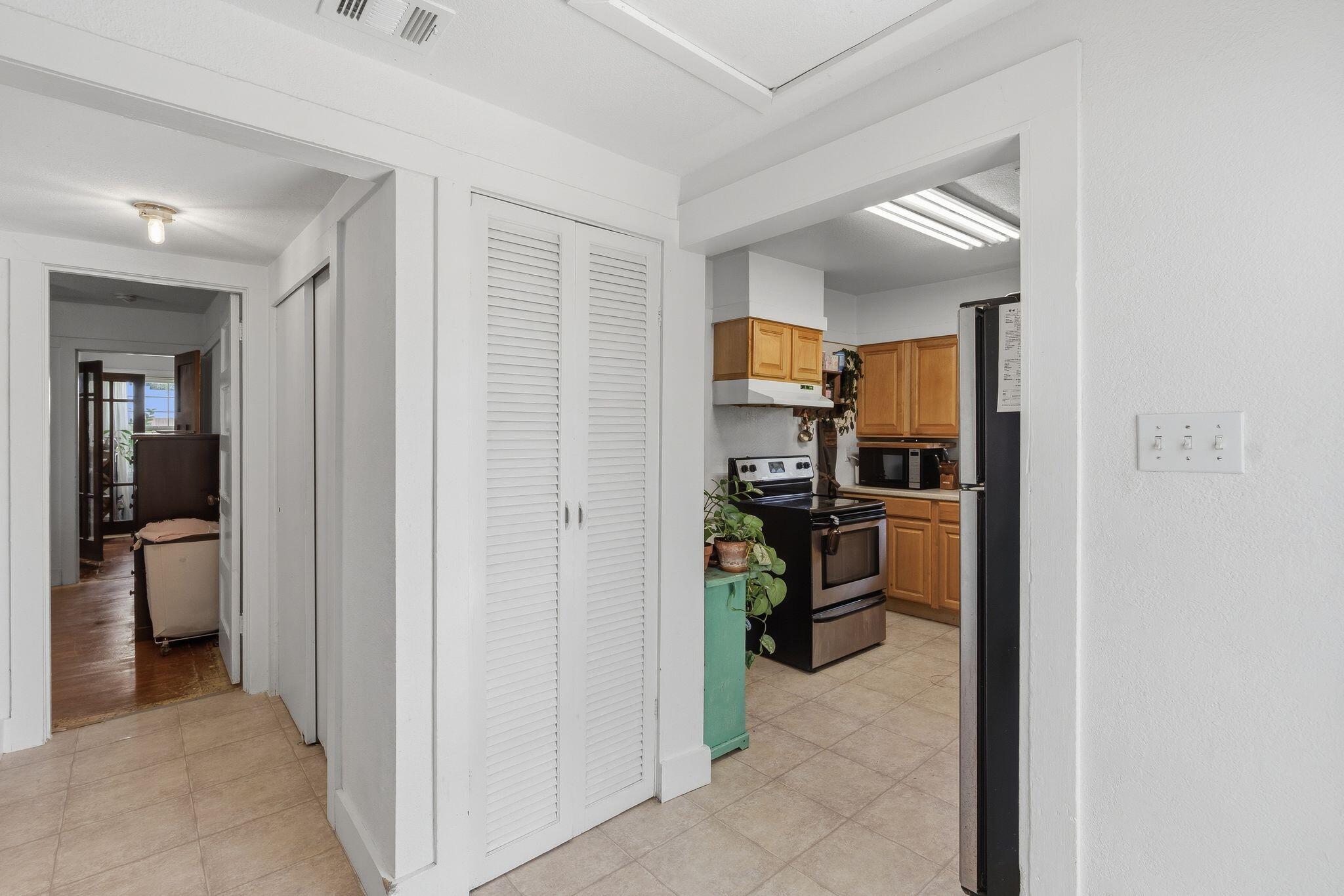 236 S C St, Exeter, CA 93221