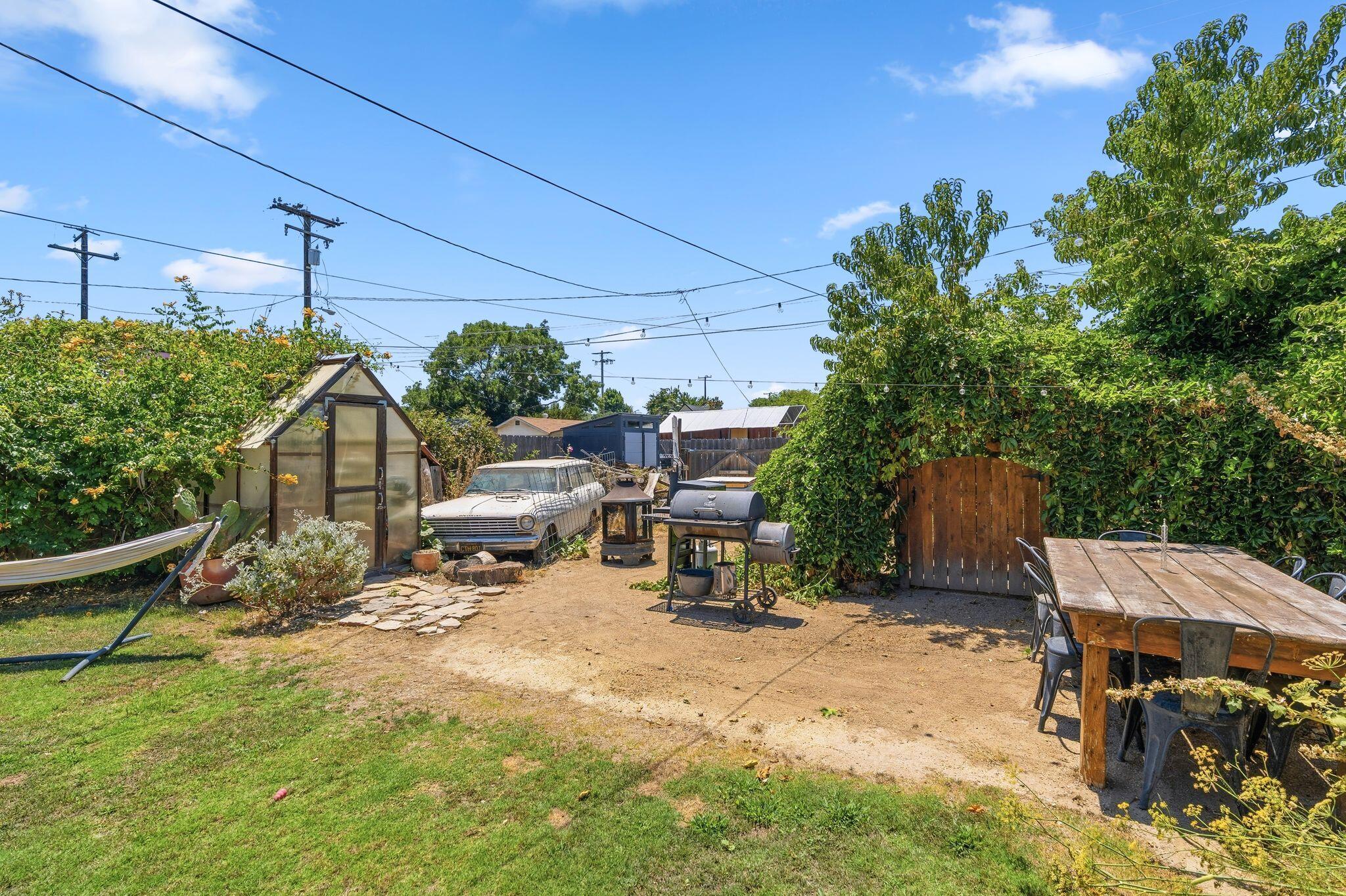 236 S C St, Exeter, CA 93221