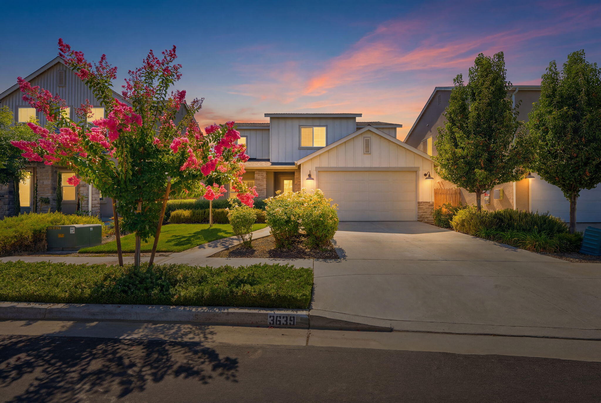3639 N Encina Ct, Visalia, CA 93291