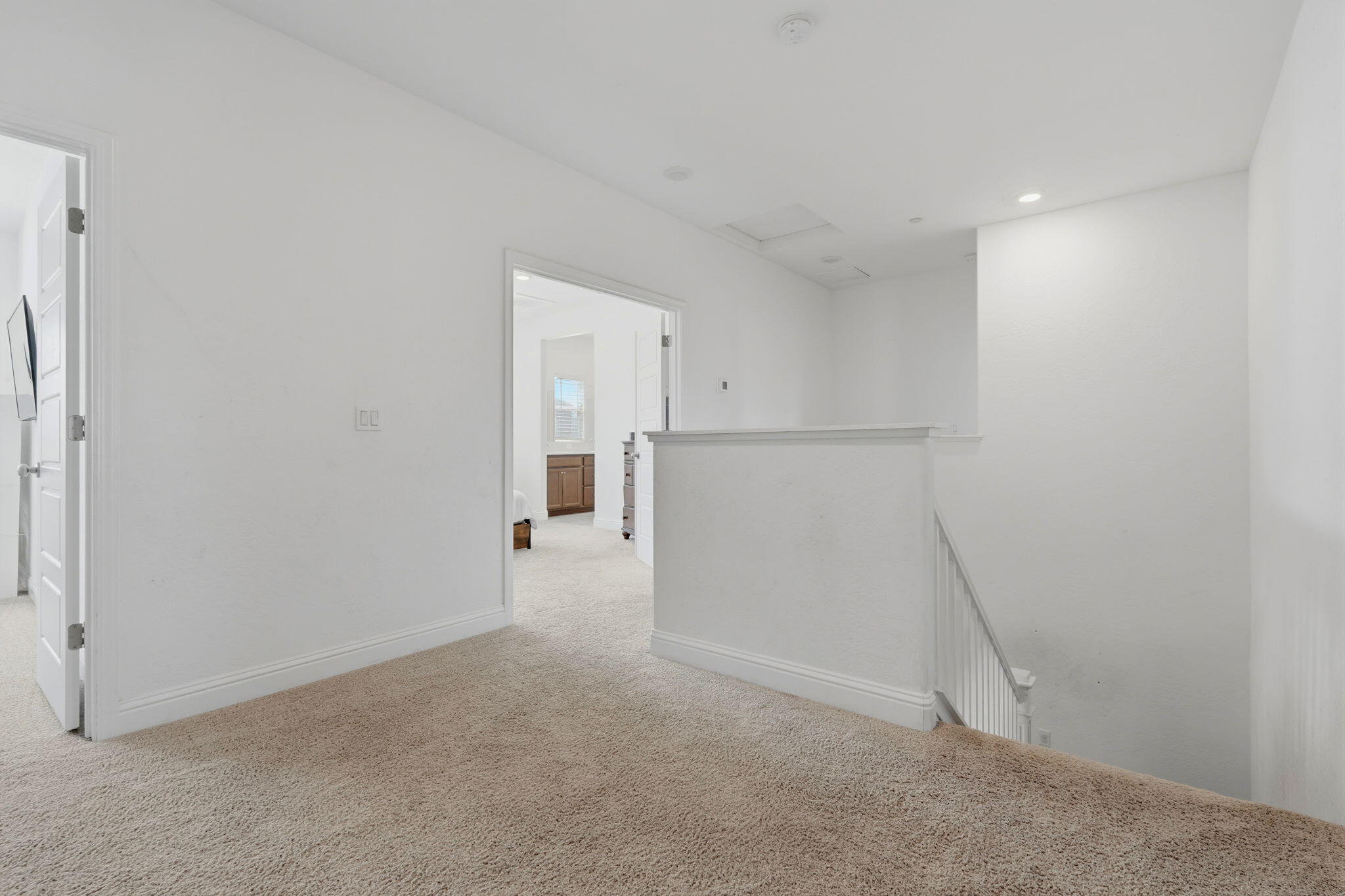 3639 N Encina Ct, Visalia, CA 93291