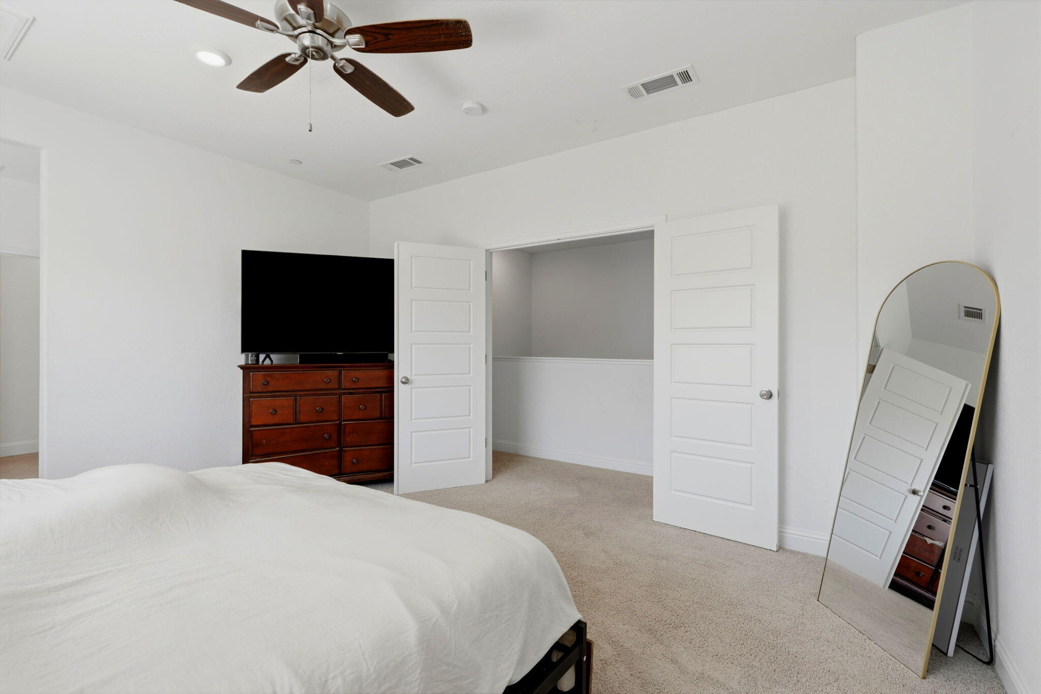 3639 N Encina Ct, Visalia, CA 93291
